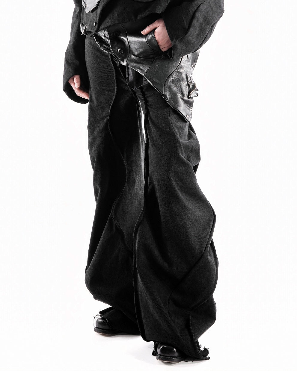 BLACK LEATHER CERITH SET WOMENS
