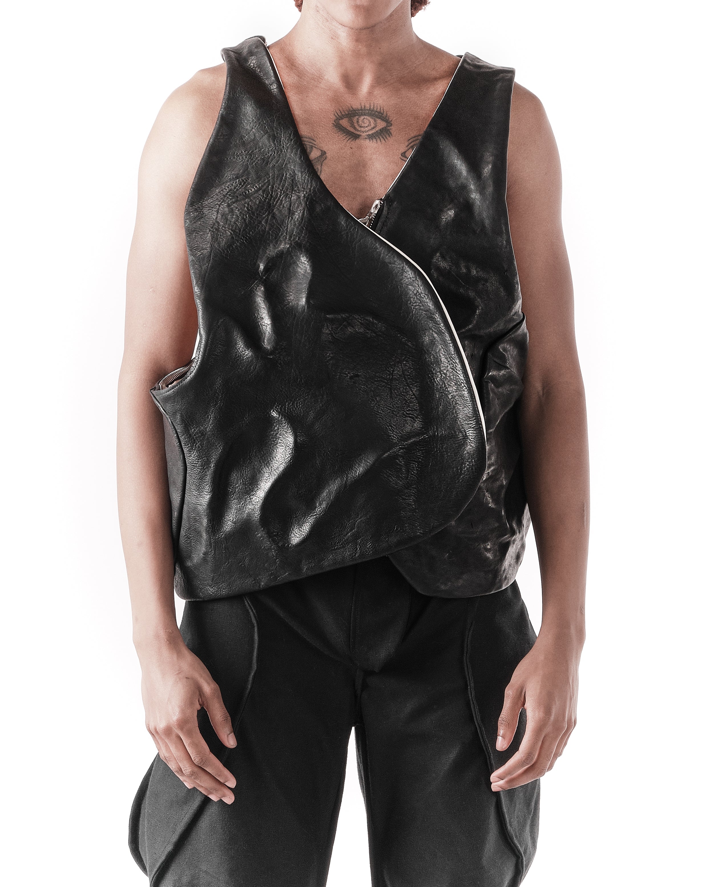 BLACK & WHITE REVERSIBLE ESTUARY VEST