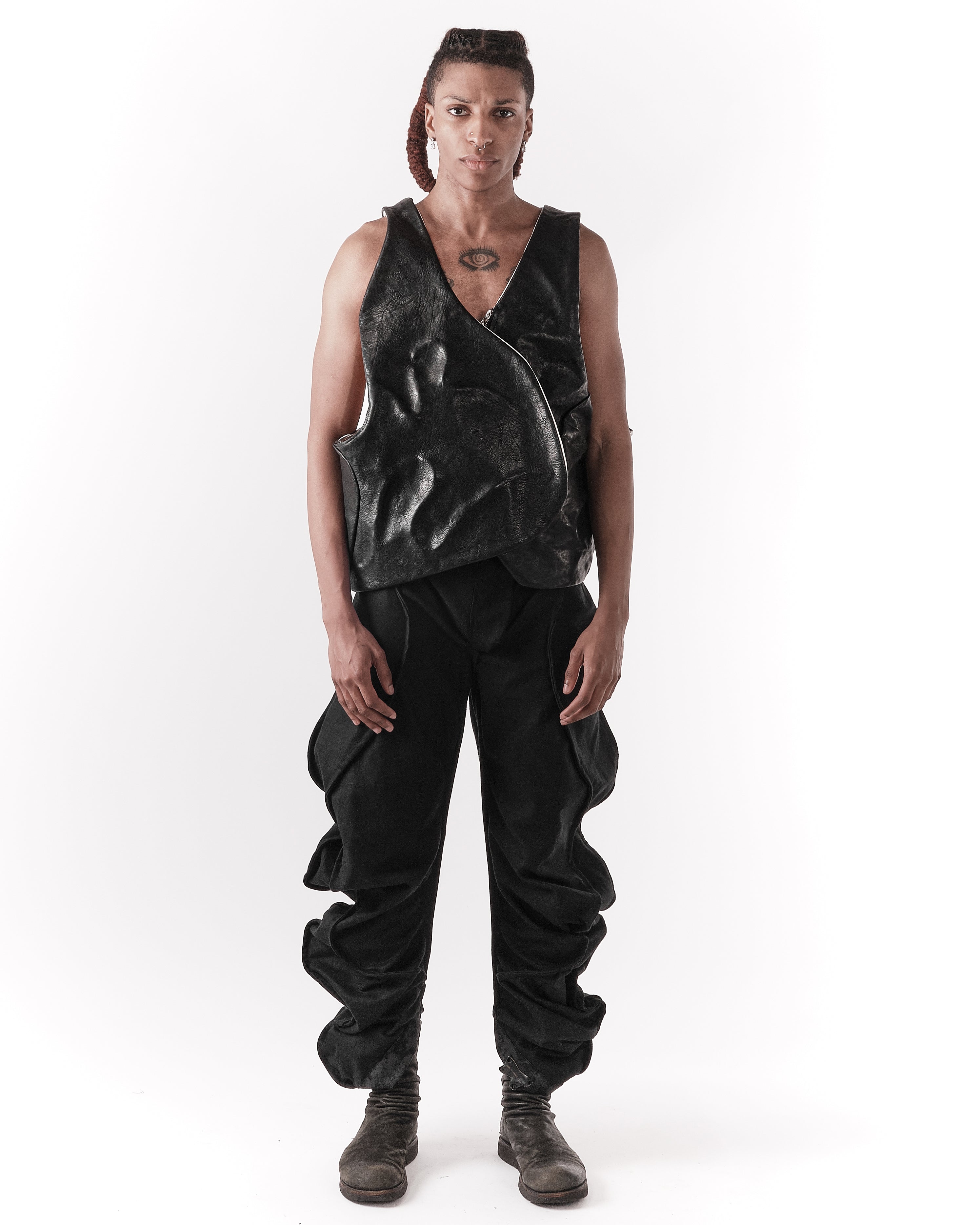 BLACK & WHITE REVERSIBLE ESTUARY VEST