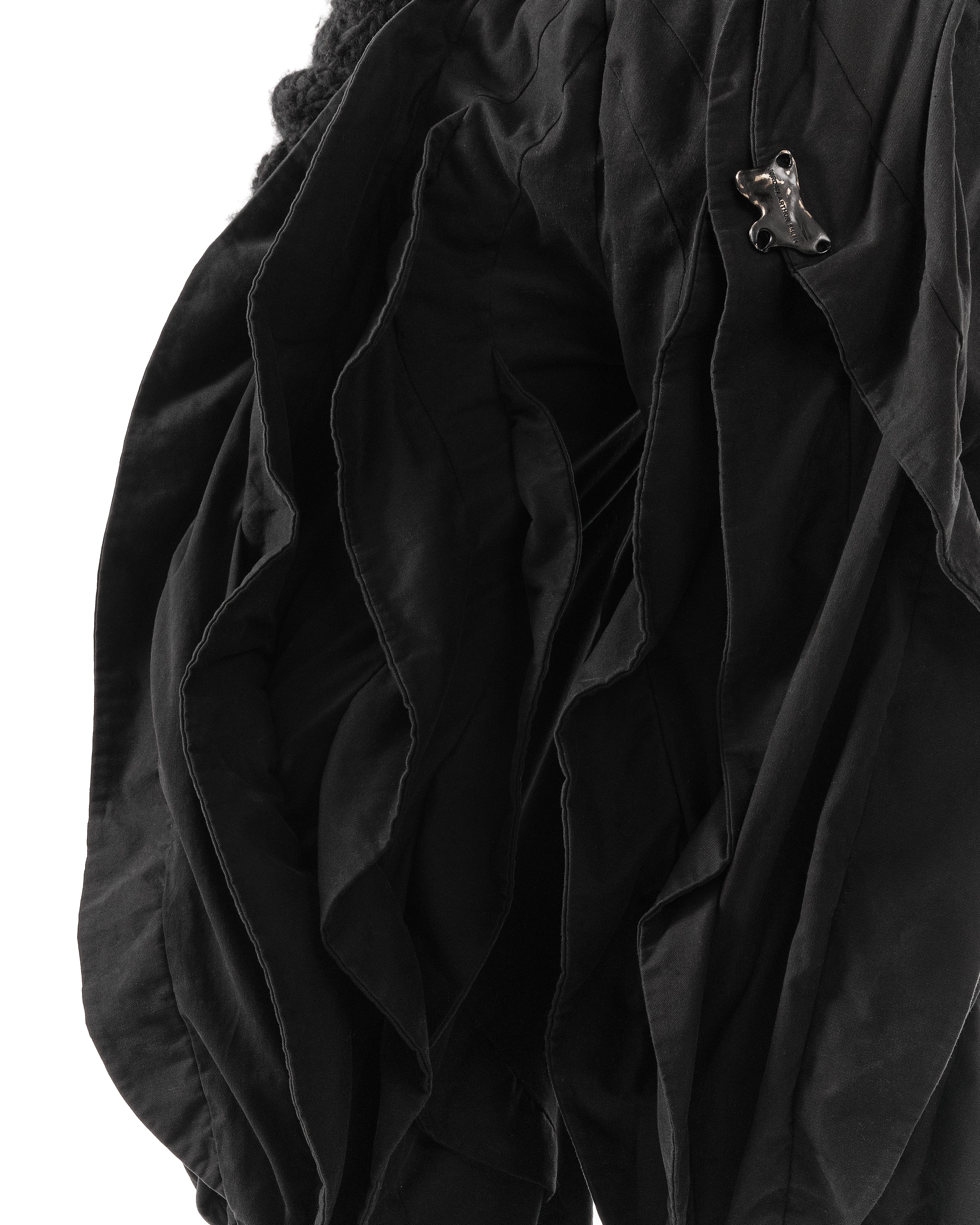 BLACK METAMORPHIC POST HUMAN PANTS