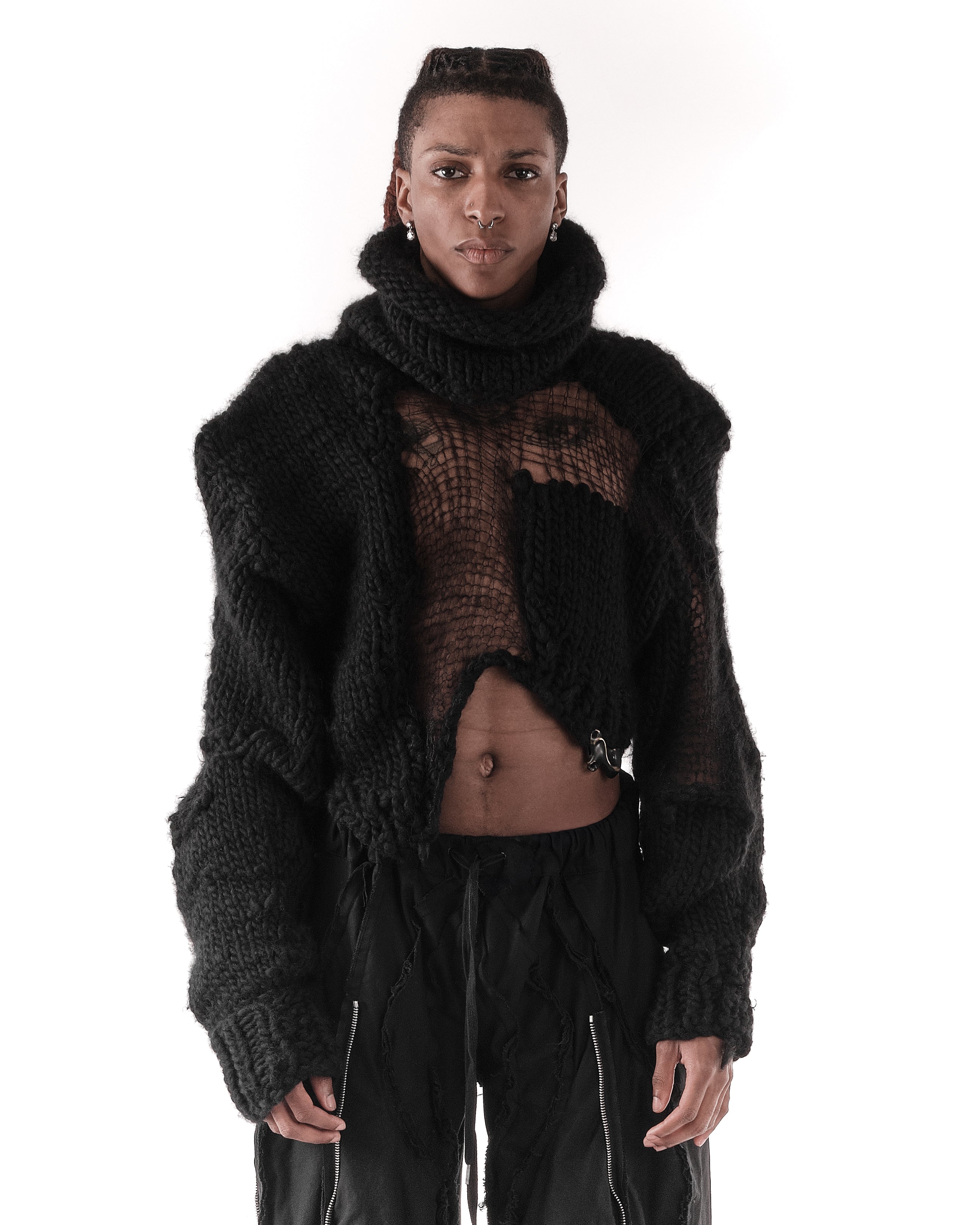 CROPPED BLACK PLEXUS KNIT SWEATER