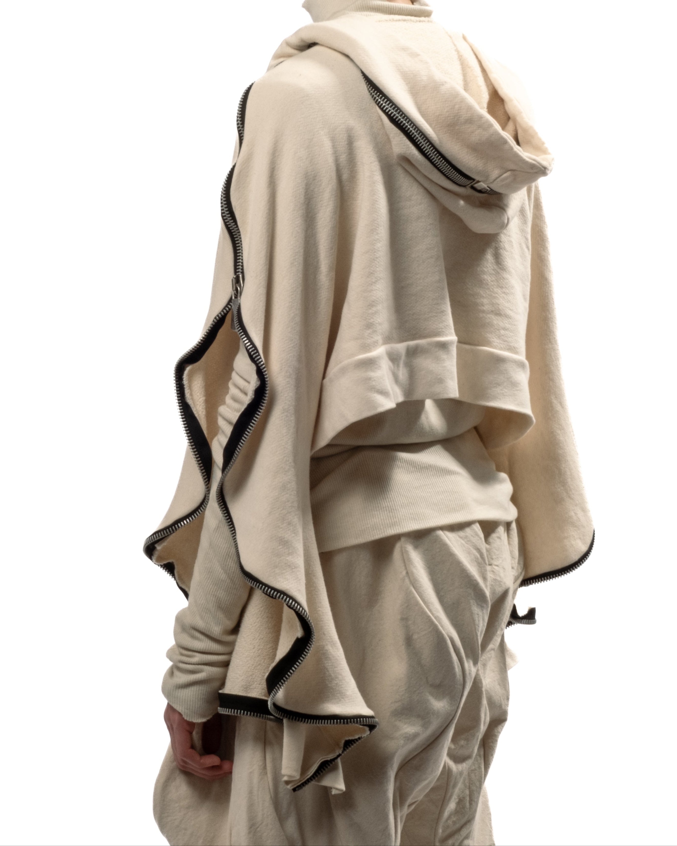 CROPPED UNDYED METAMORPHIC BUBBLE HOODIE
