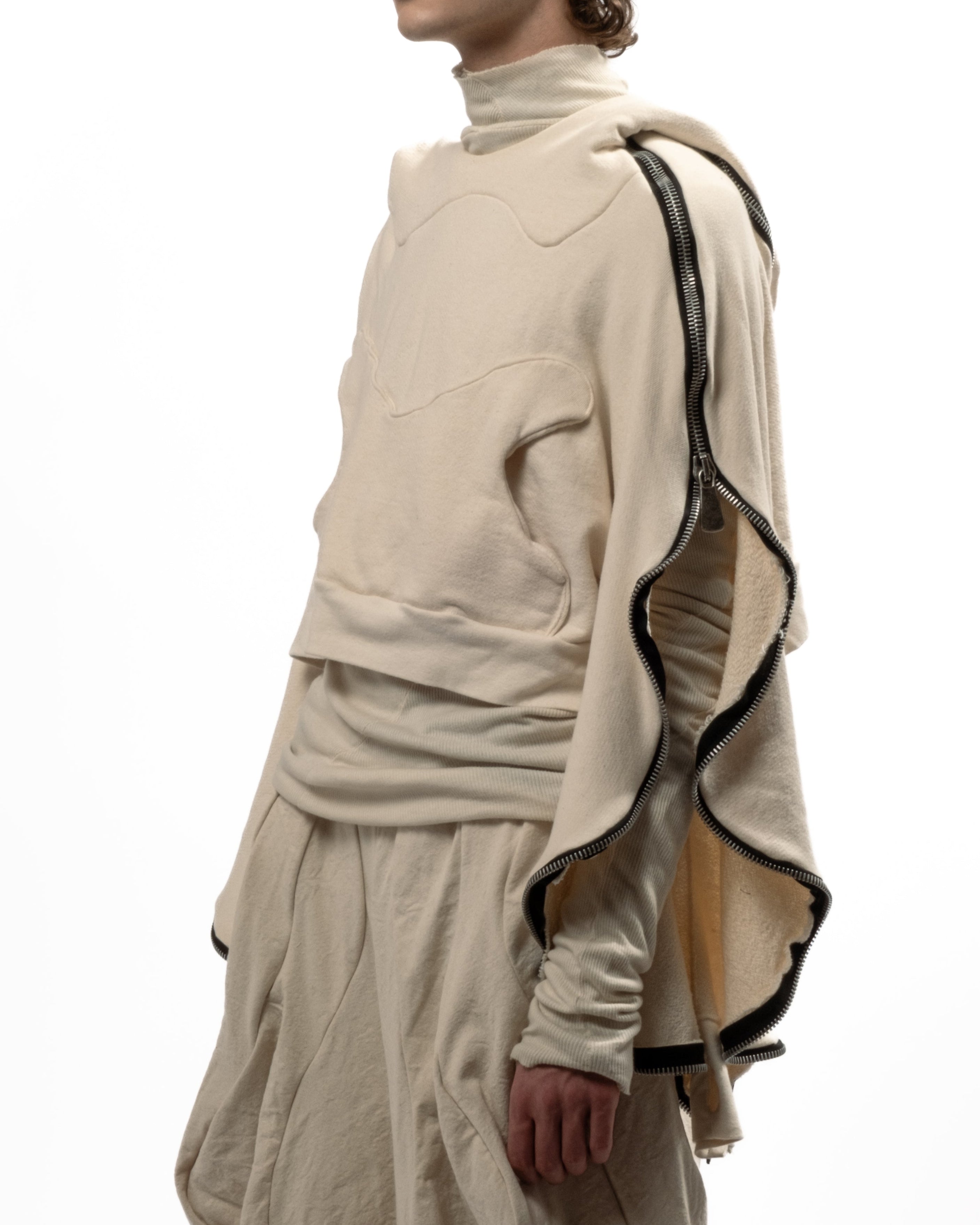 CROPPED UNDYED METAMORPHIC BUBBLE HOODIE