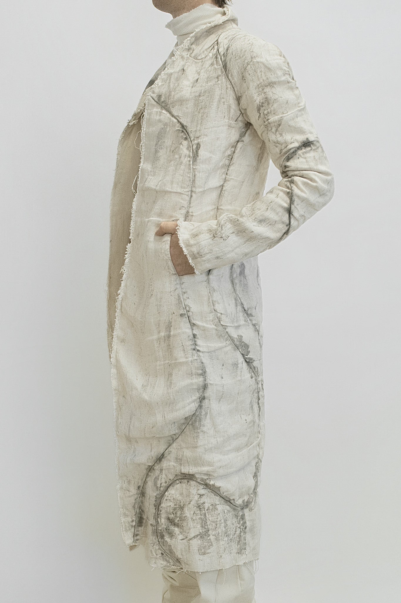 SAMPLE WARPED BLACK/ GREY ORGANIC SEAMED TRENCH COAT