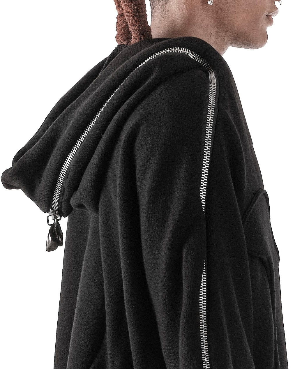 CROPPED BLACK METAMORPHIC  BUBBLE HOODIE