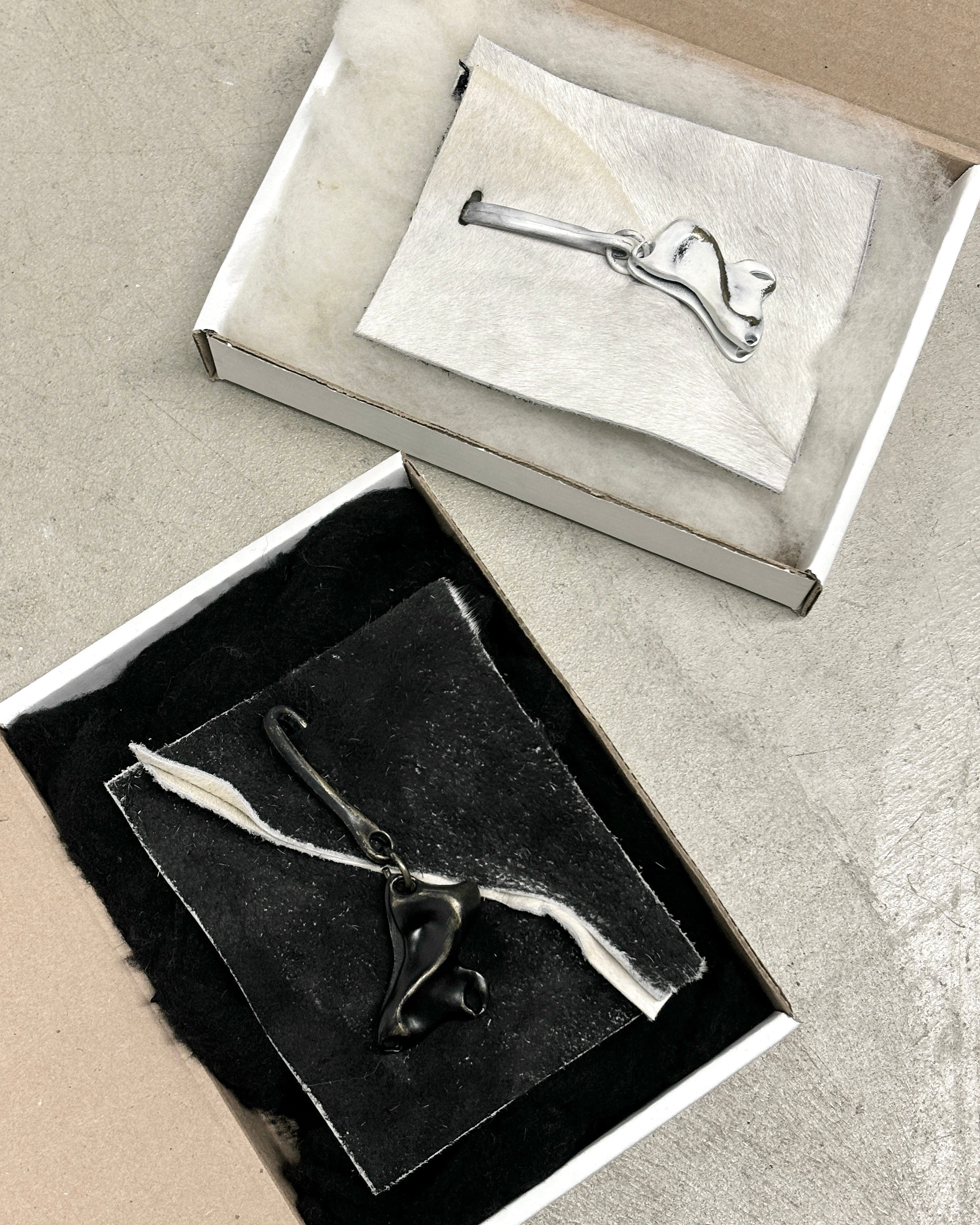 RIPARIUM OBJECT No. 1 - BLACK