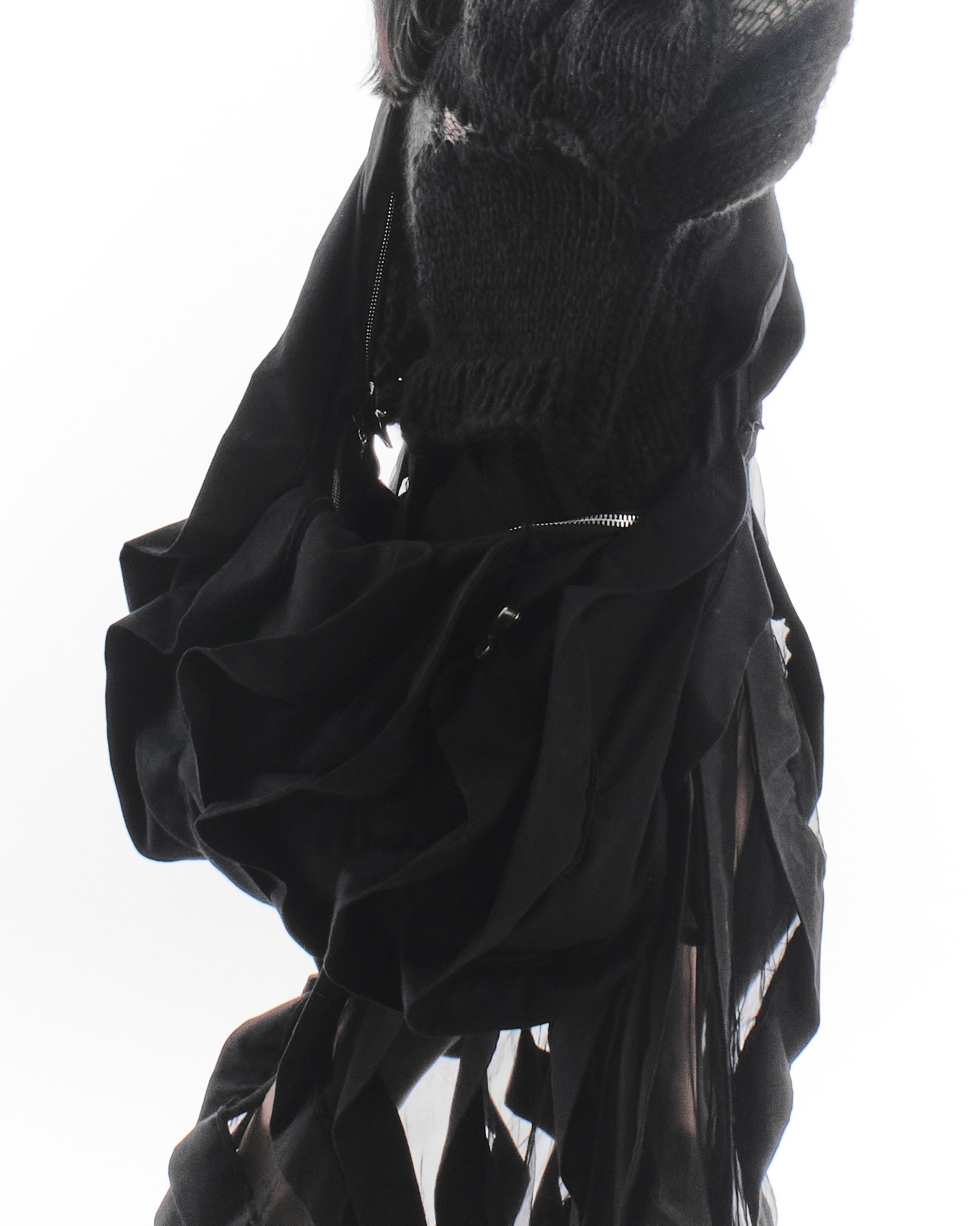 BLACK REVERSIBLE CARAPACE BAG