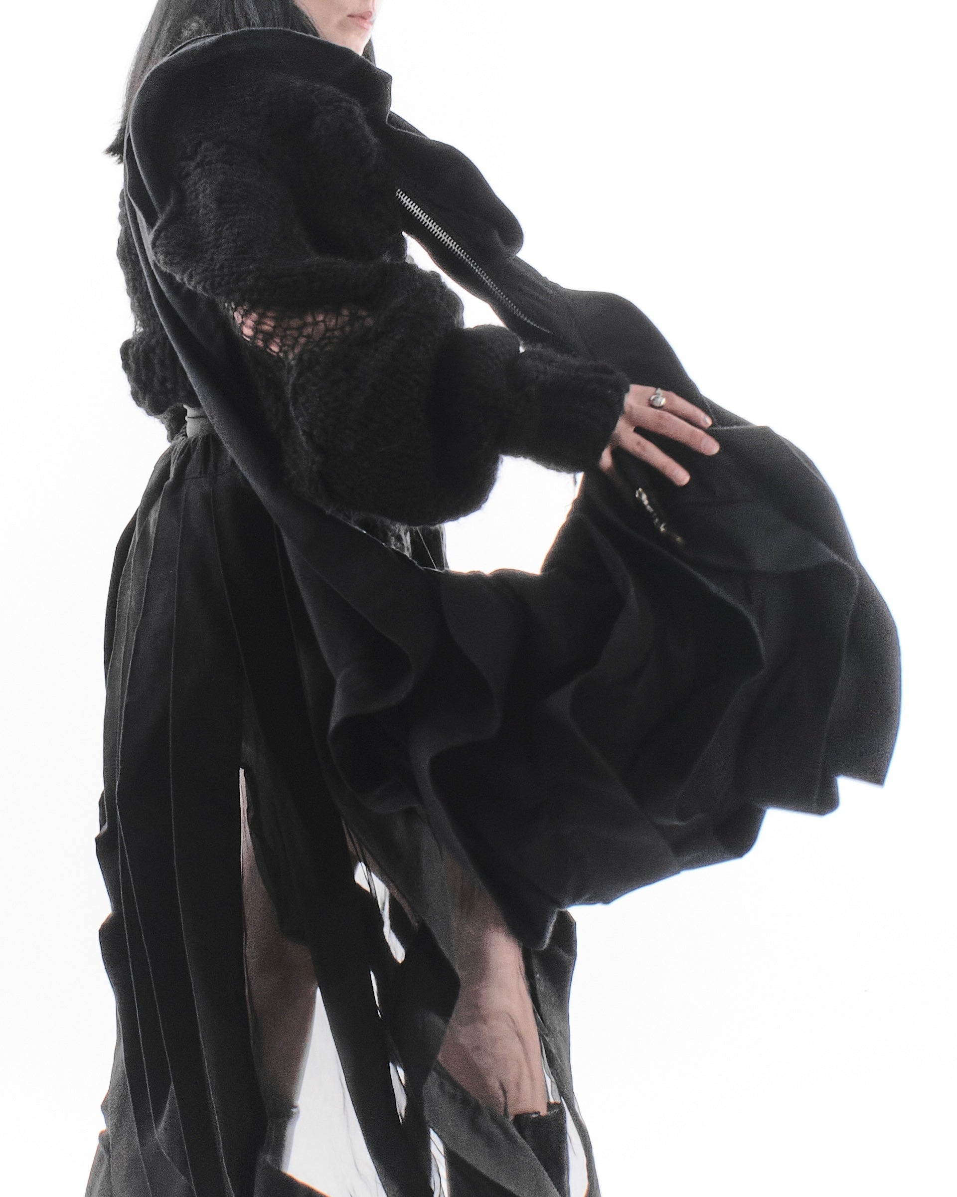 BLACK REVERSIBLE CARAPACE BAG