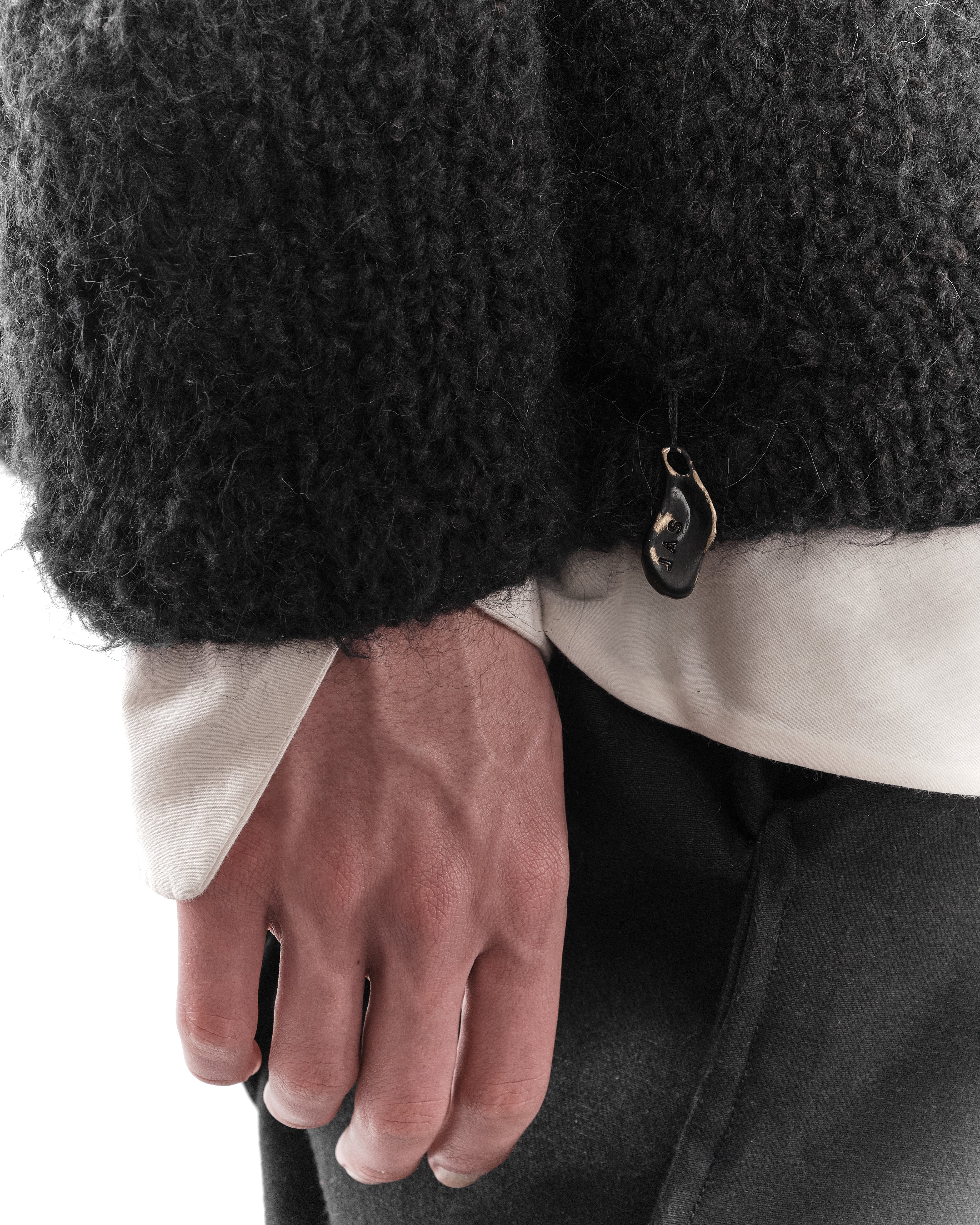 BLACK PLEXUS KNIT SWEATER