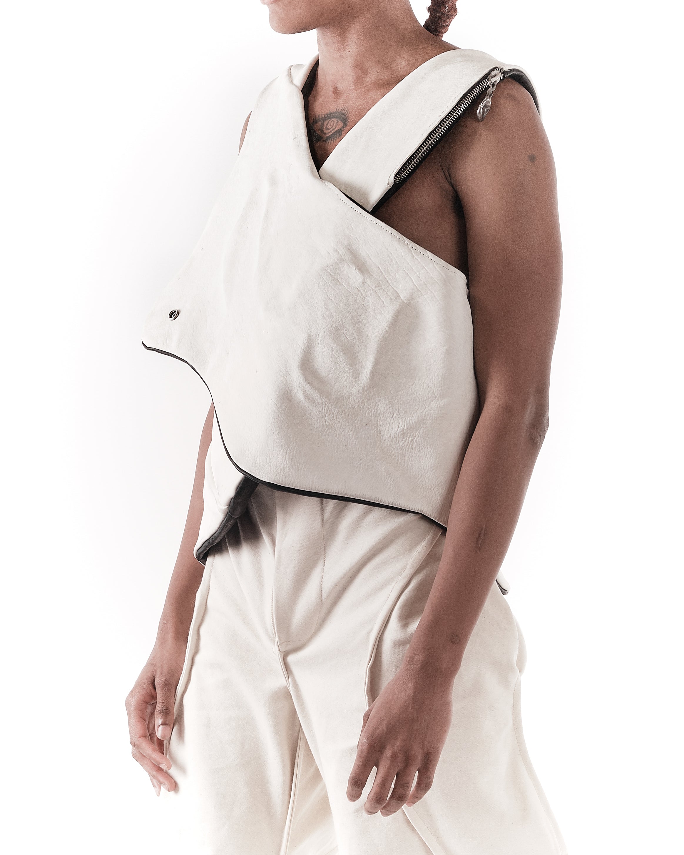 BLACK & WHITE REVERSIBLE ESTUARY VEST