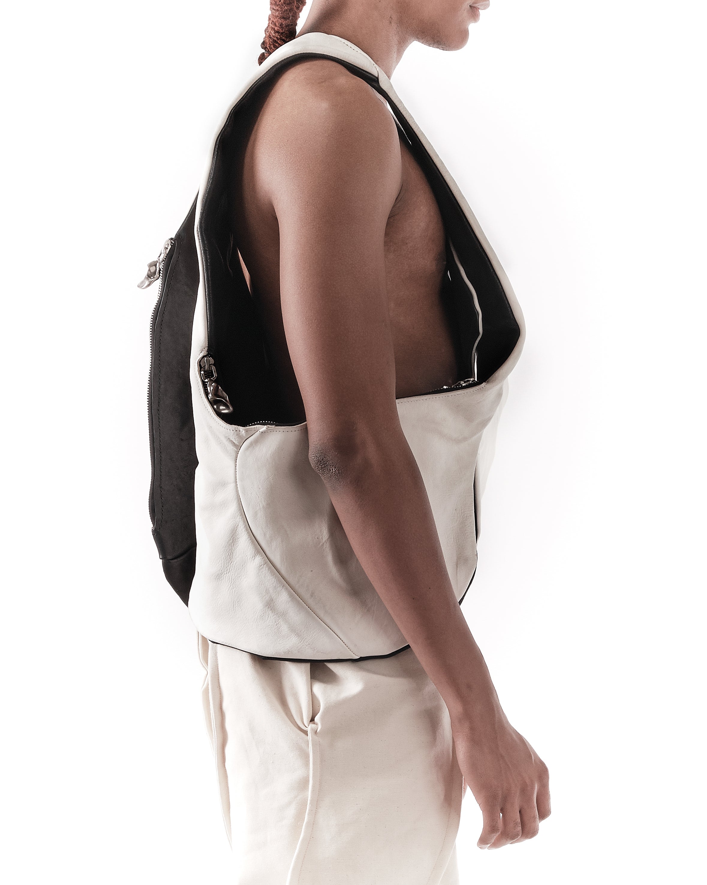 BLACK & WHITE REVERSIBLE ESTUARY VEST