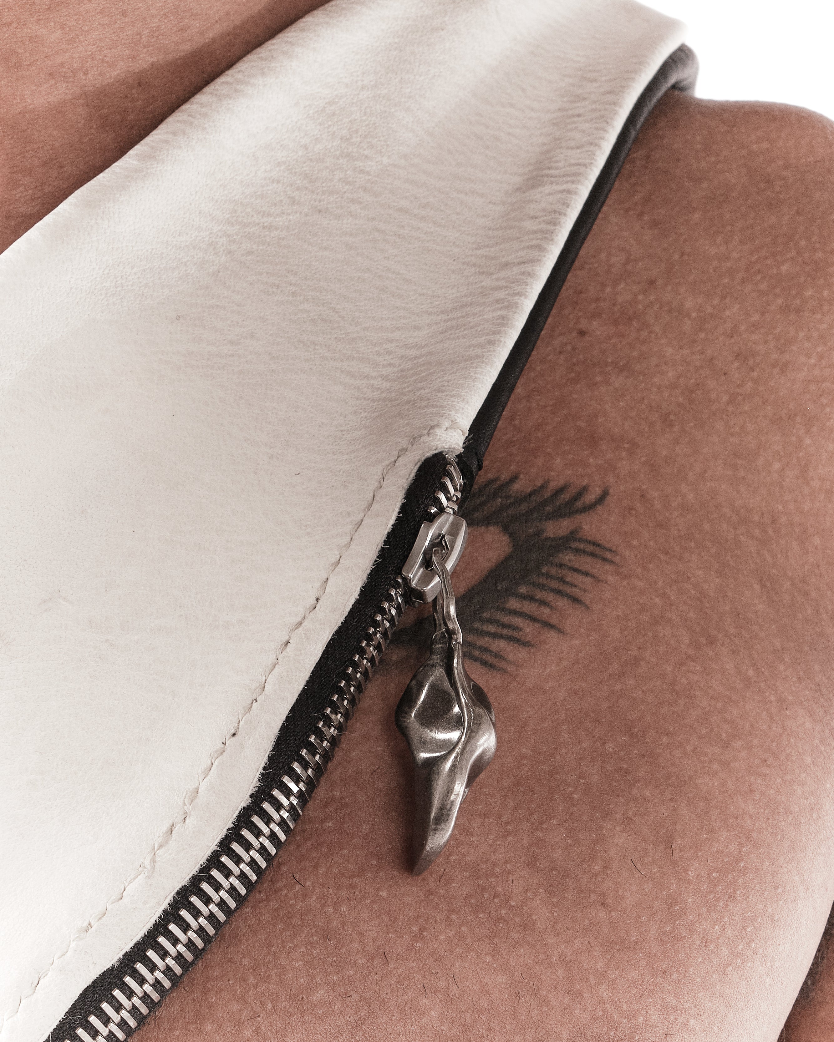 BLACK & WHITE REVERSIBLE ESTUARY BAG