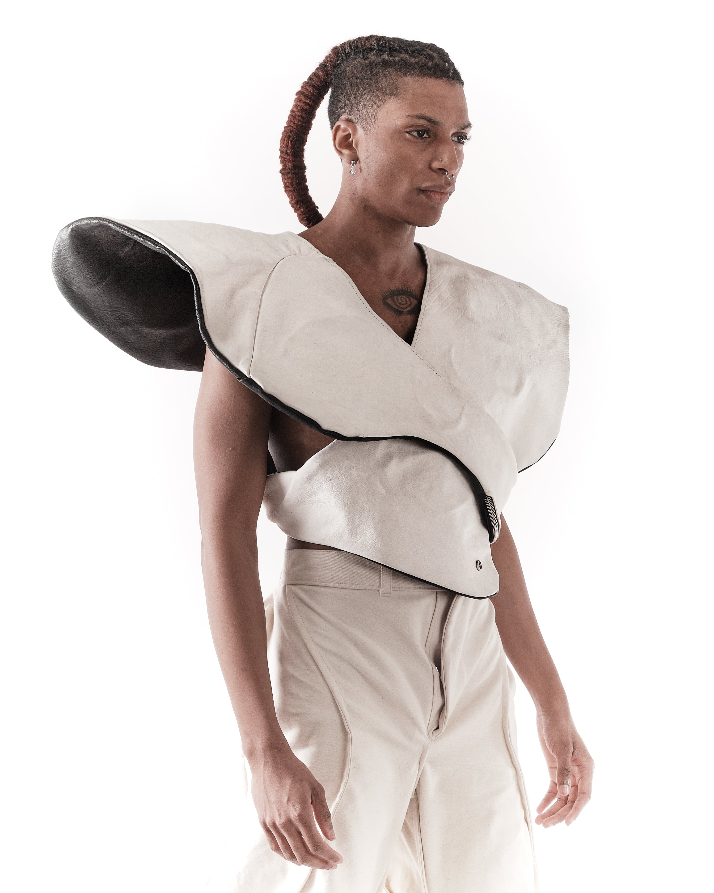 BLACK & WHITE REVERSIBLE ESTUARY VEST