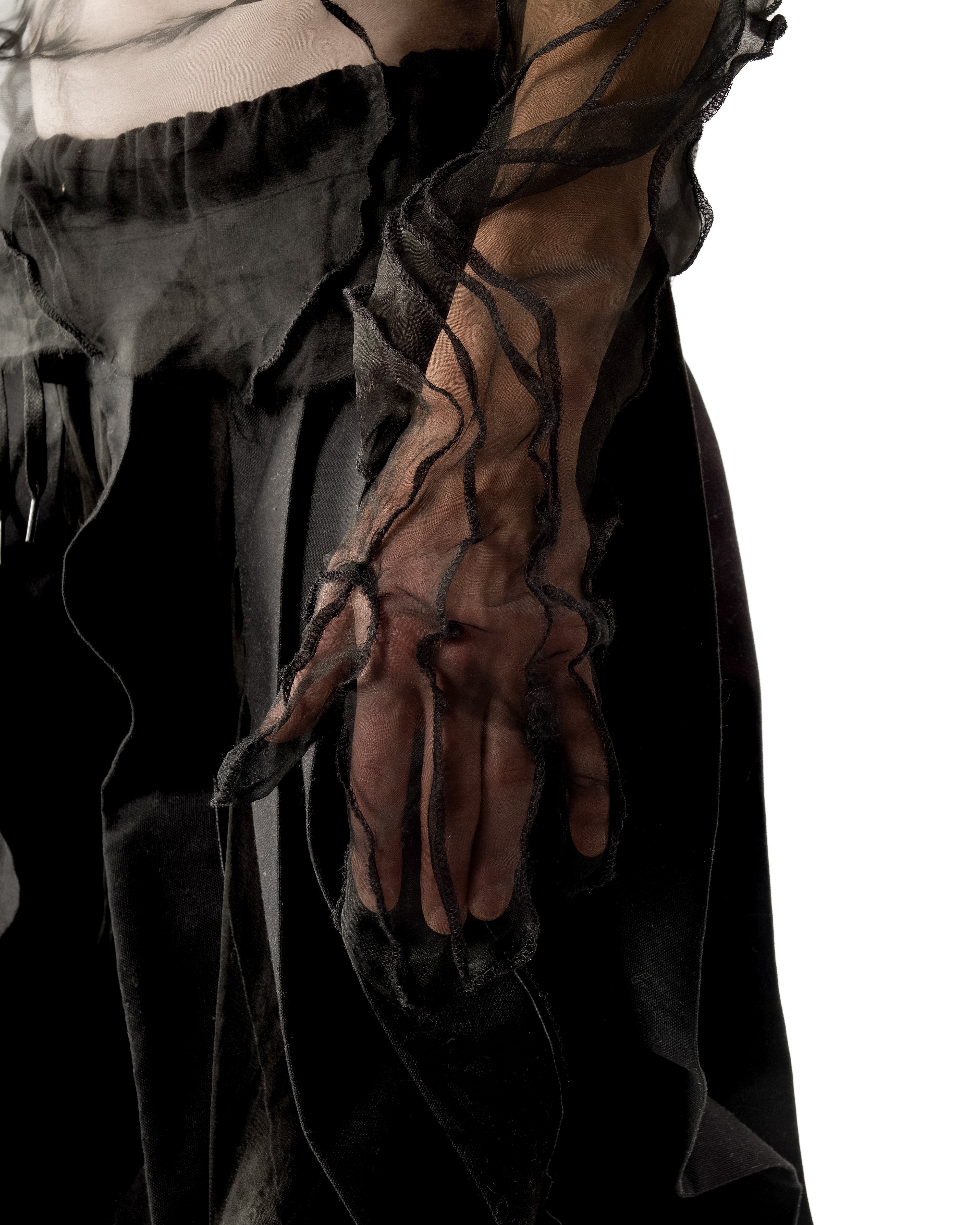 BLACK REVERSIBLE VENA GLOVE TOP