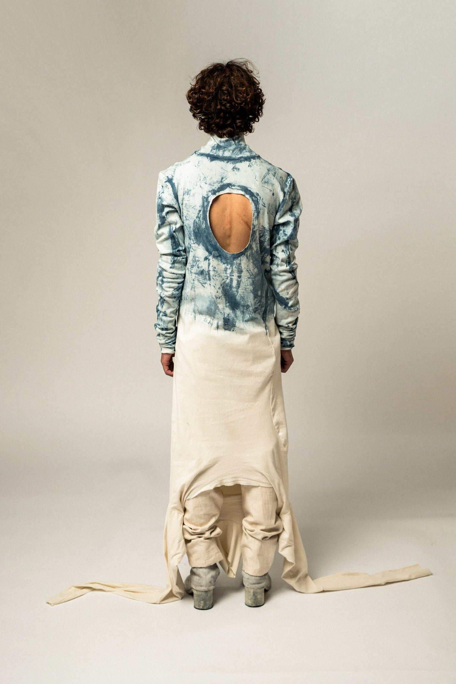 SAMPLE REVERSIBLE BLUE ORGANIC SEAMED DOUBLE LAYER 3 ARMHOLE TURTLENECK