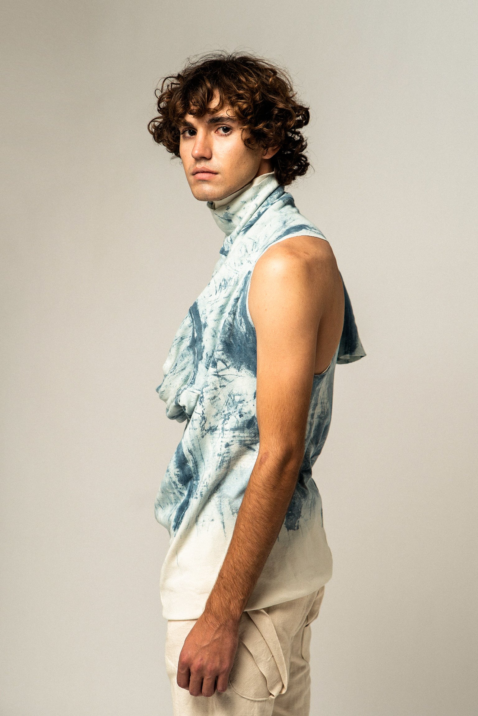 SAMPLE REVERSIBLE BLUE ORGANIC SEAMED DOUBLE LAYER 3 ARMHOLE TURTLENECK