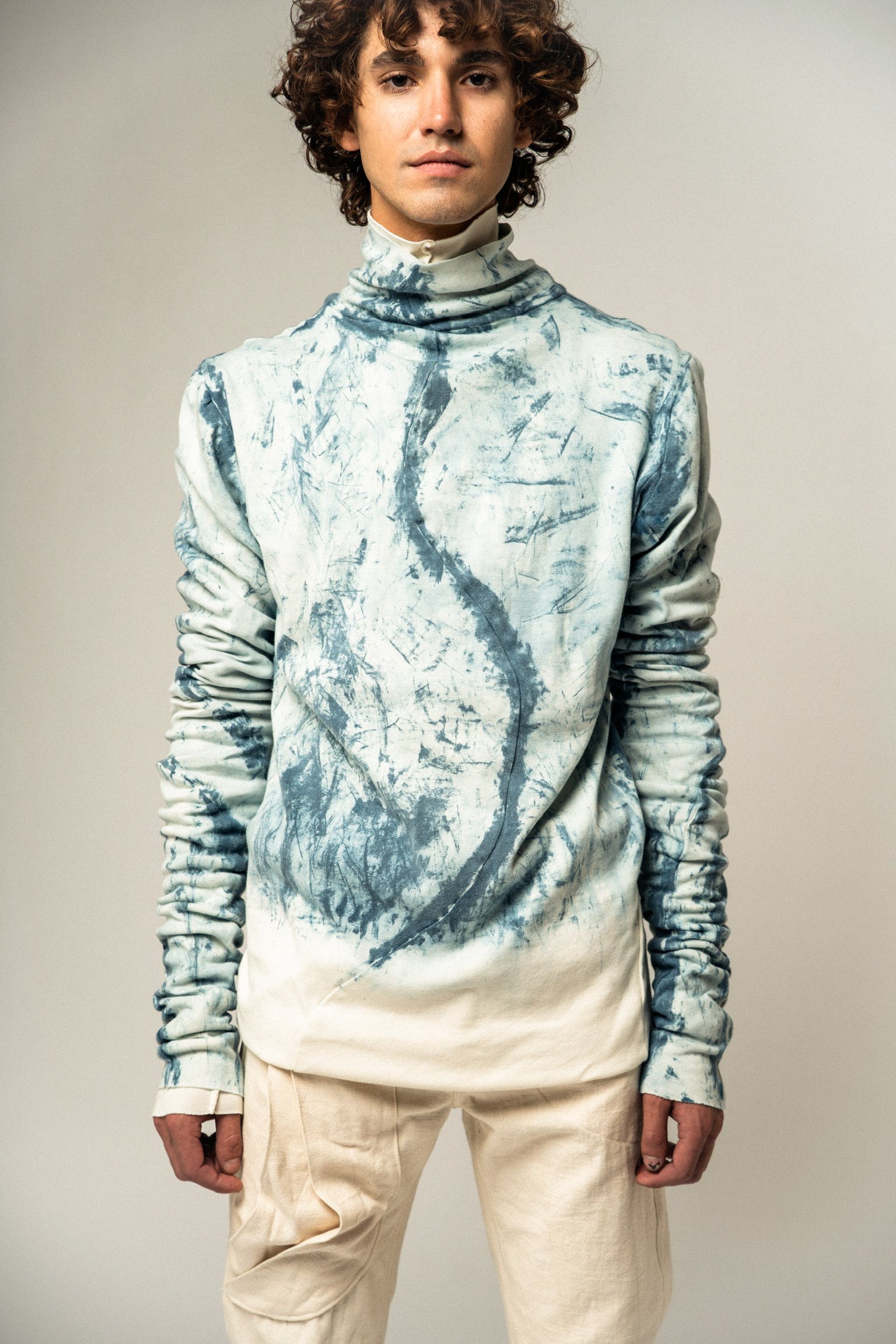 SAMPLE REVERSIBLE BLUE ORGANIC SEAMED DOUBLE LAYER 3 ARMHOLE TURTLENECK