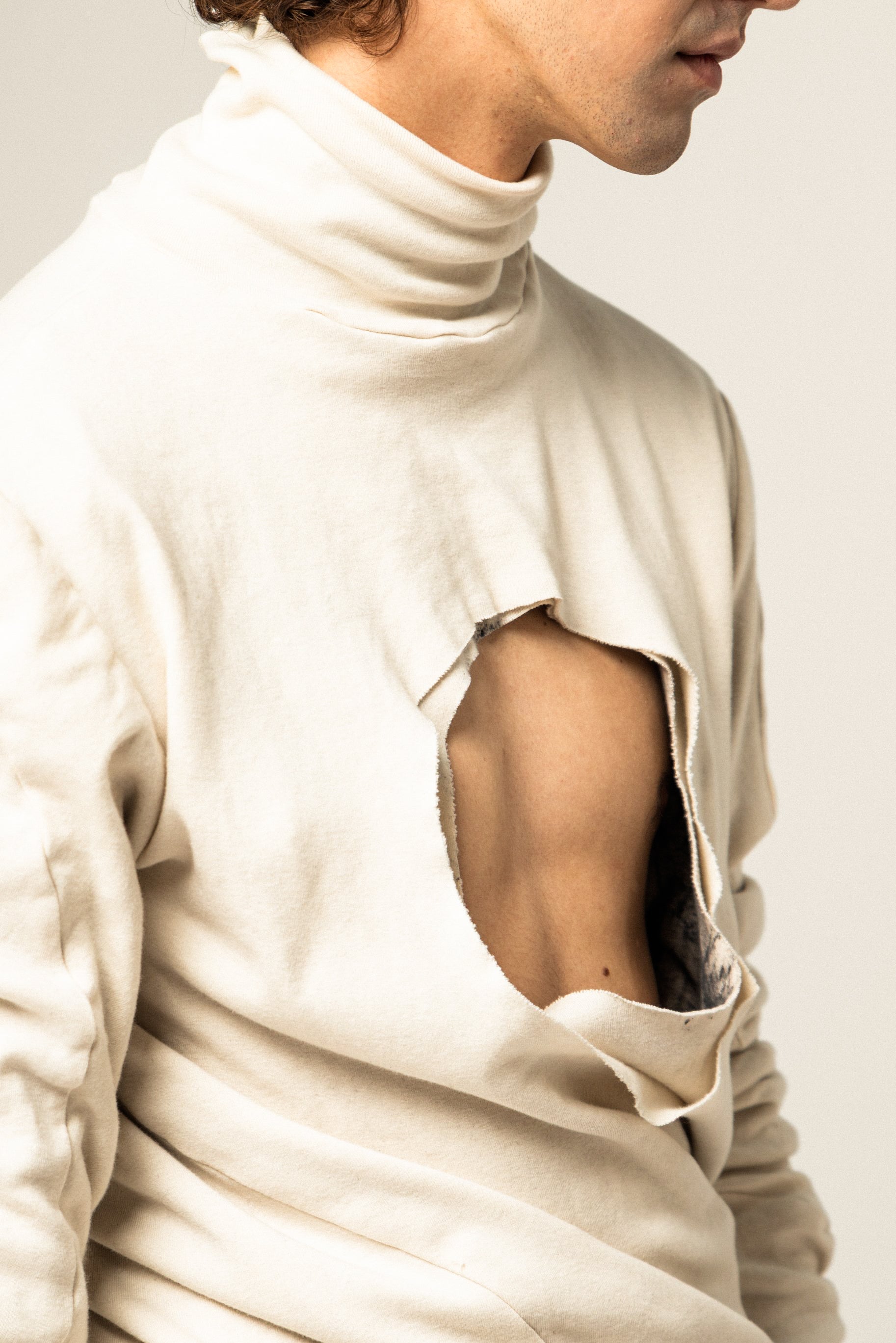 SAMPLE REVERSIBLE BLUE ORGANIC SEAMED DOUBLE LAYER 3 ARMHOLE TURTLENECK