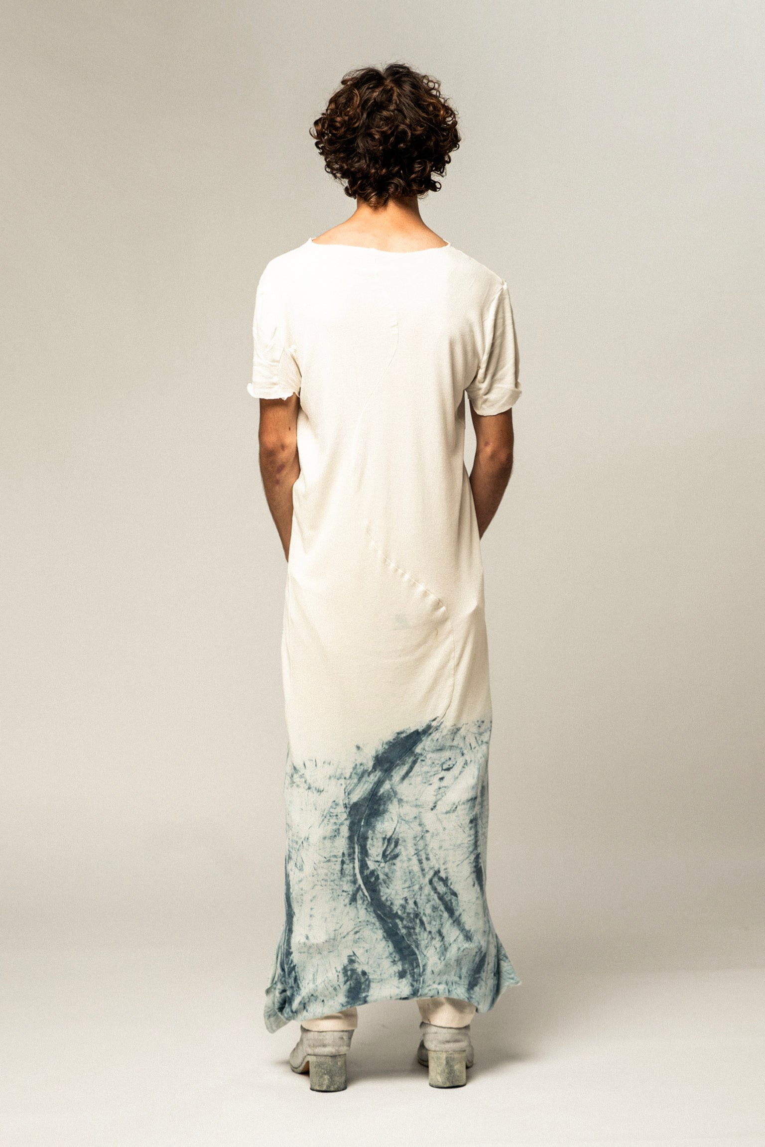SAMPLE REVERSIBLE BLUE ORGANIC SEAMED T SHIRT