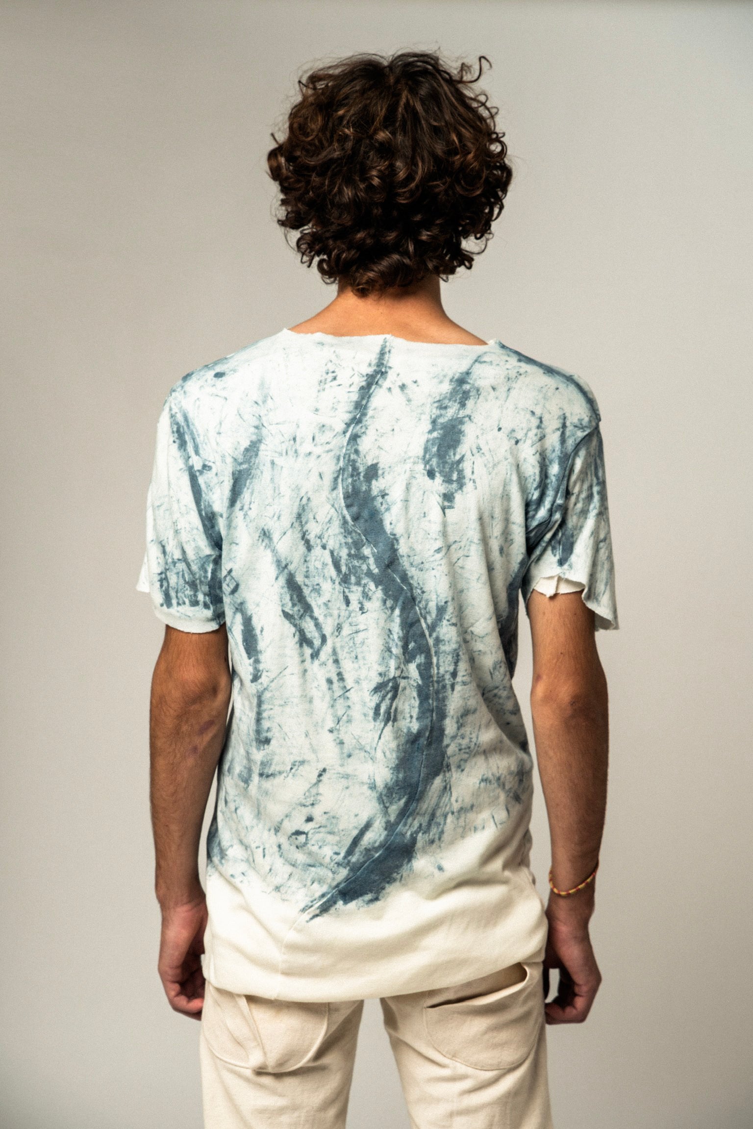 SAMPLE REVERSIBLE BLUE ORGANIC SEAMED T SHIRT