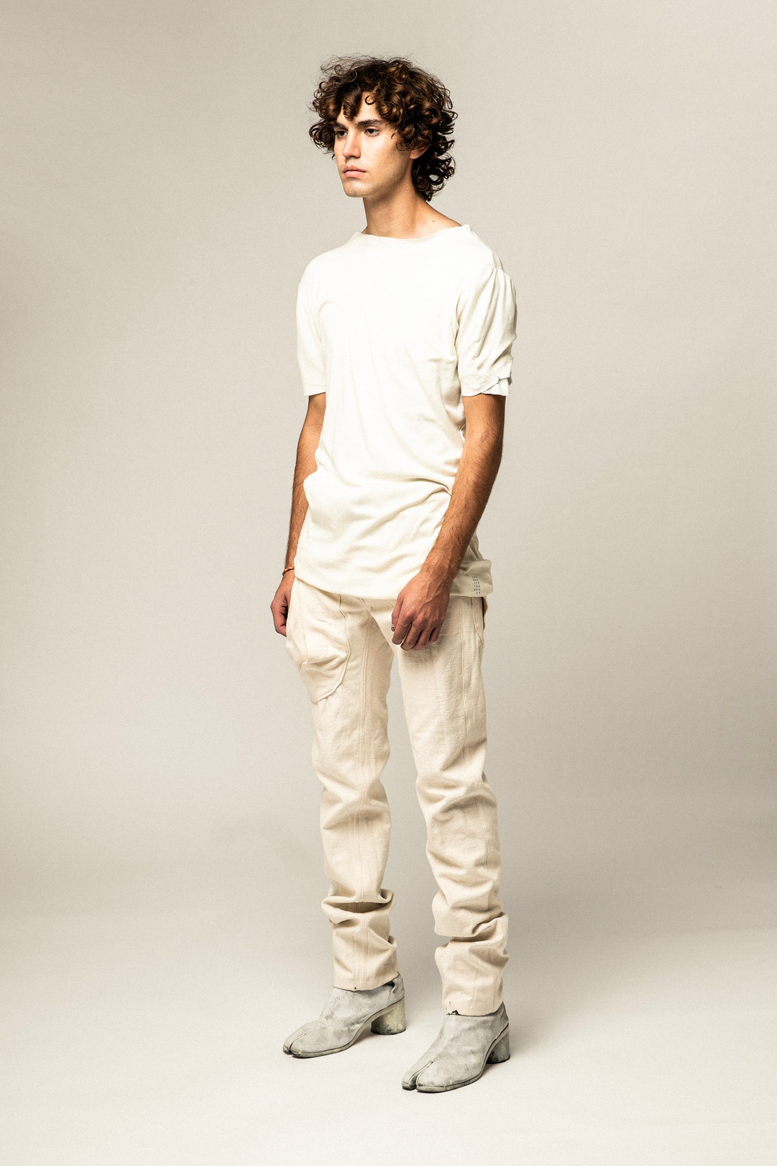 SAMPLE REVERSIBLE BLUE ORGANIC SEAMED T SHIRT