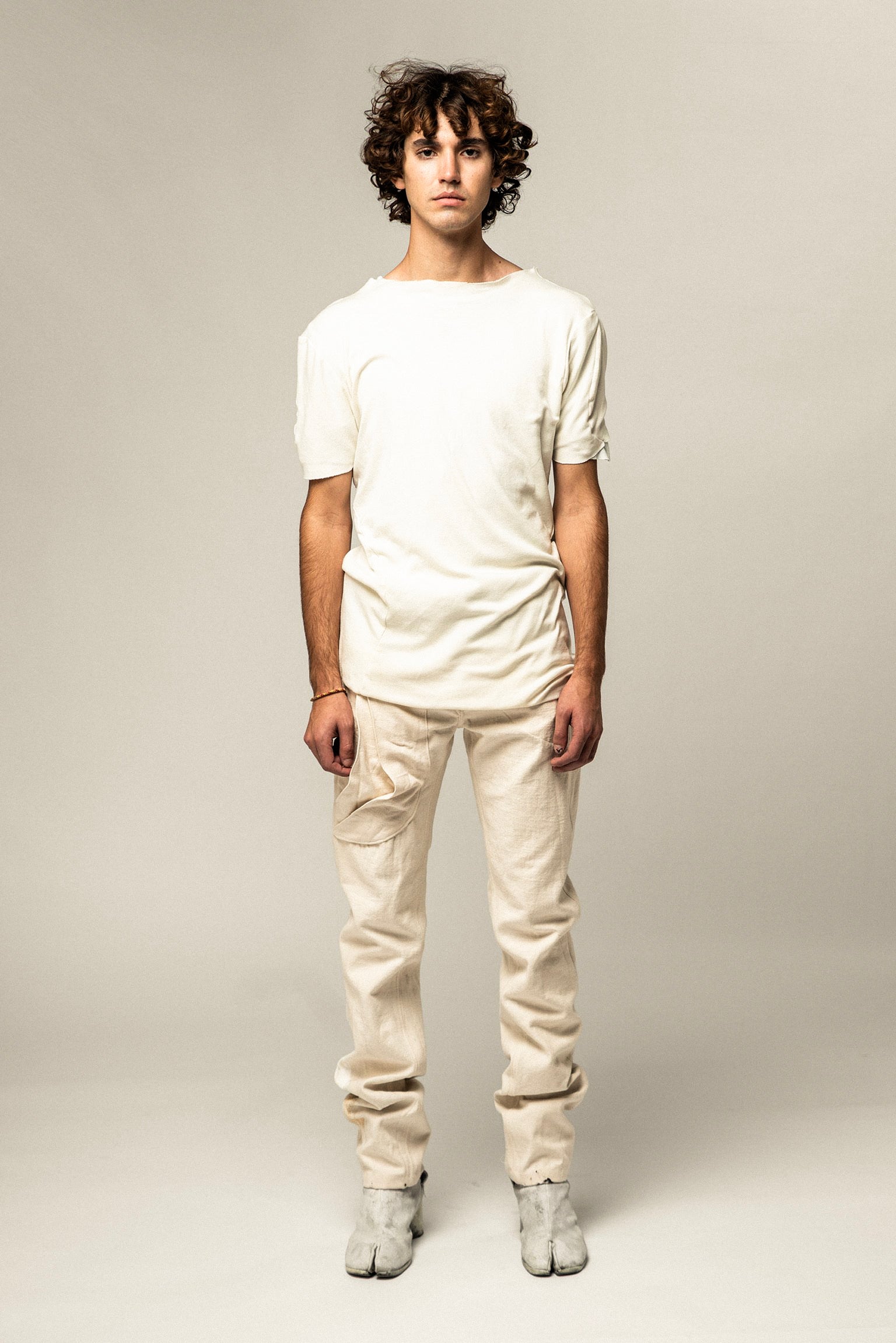 SAMPLE REVERSIBLE BLUE ORGANIC SEAMED T SHIRT