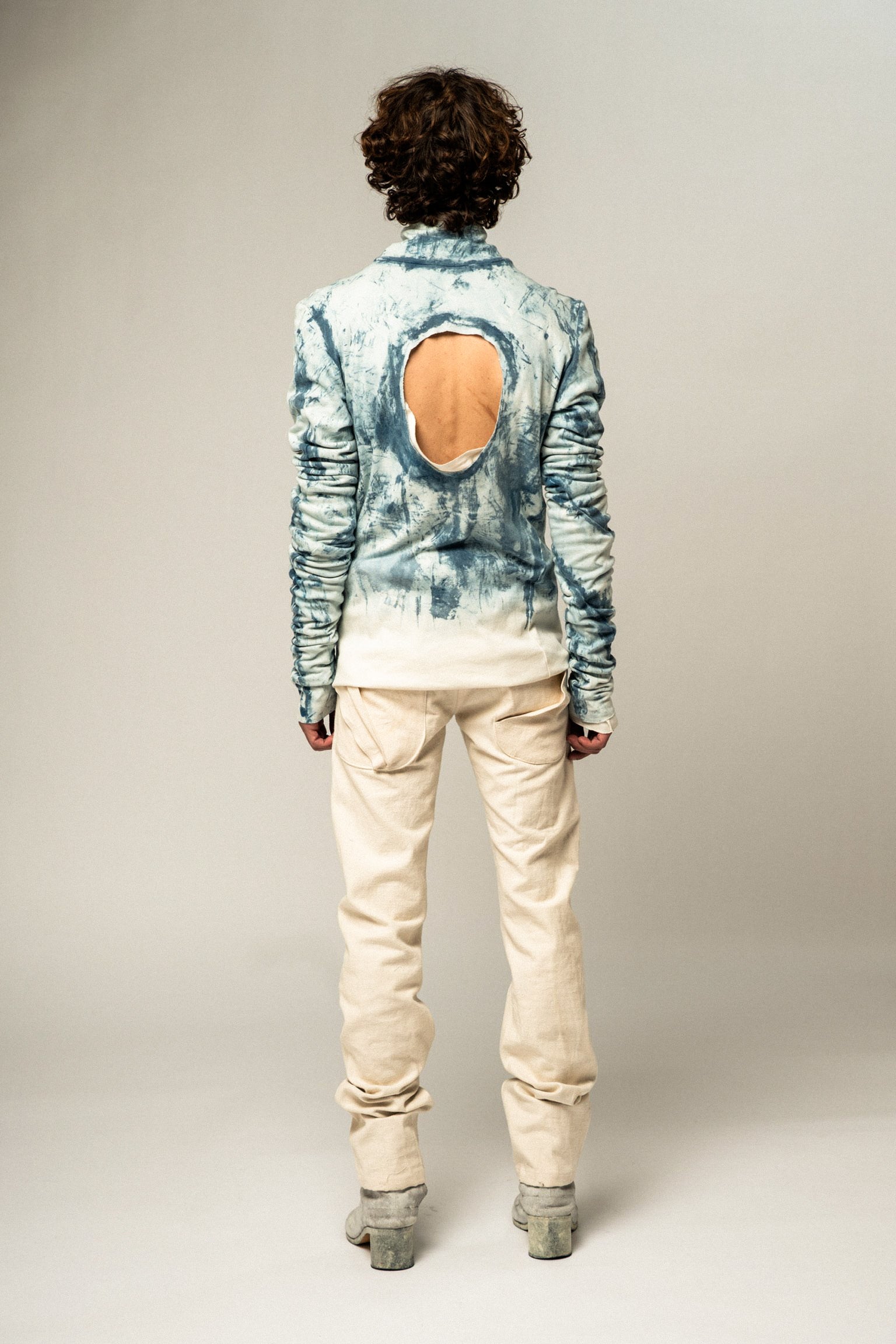 SAMPLE REVERSIBLE BLUE ORGANIC SEAMED DOUBLE LAYER 3 ARMHOLE TURTLENECK