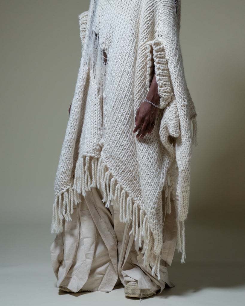 REVERSIBLE PLEXUS KNIT PONCHO