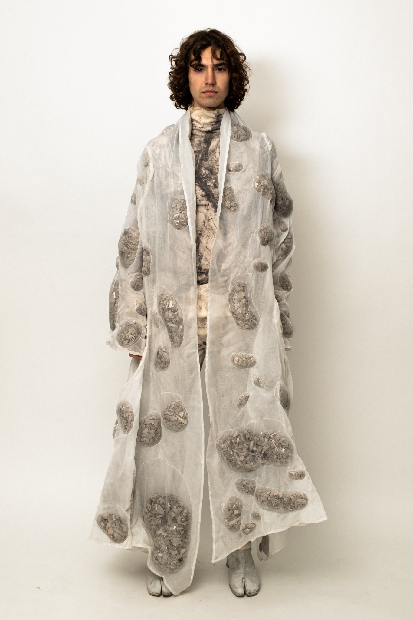 SAMPLE COAGULATED SILK PUFFER GREY