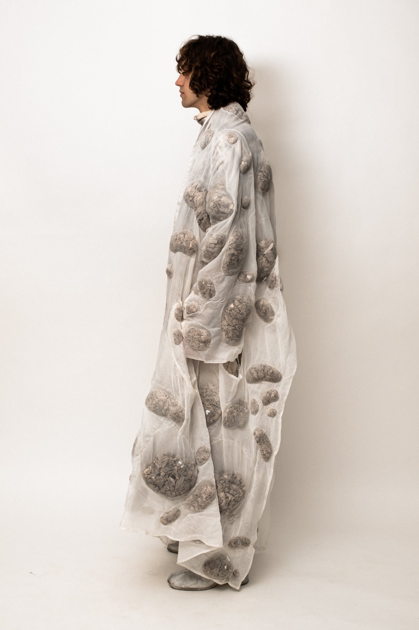 SAMPLE COAGULATED SILK PUFFER GREY