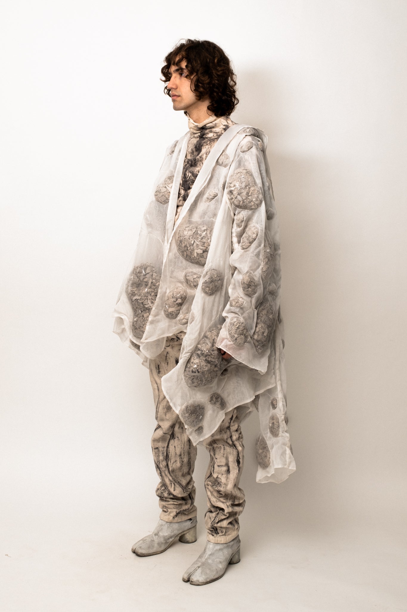 SAMPLE COAGULATED SILK PUFFER GREY