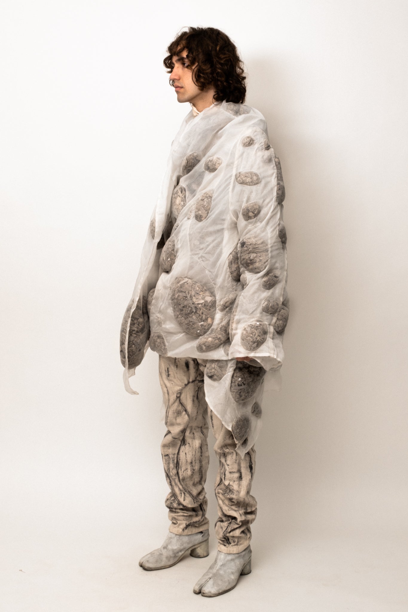 SAMPLE COAGULATED SILK PUFFER GREY