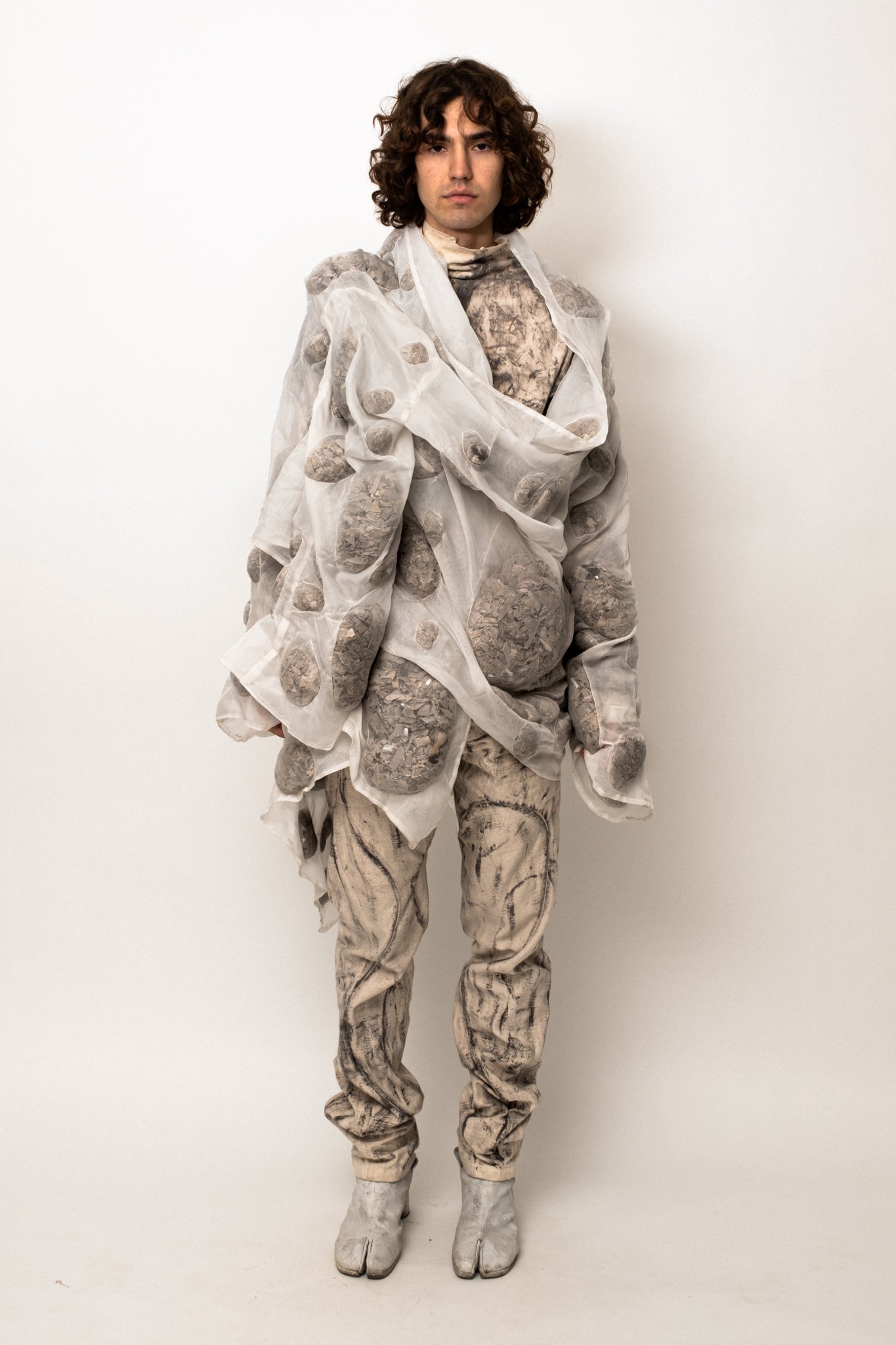 SAMPLE COAGULATED SILK PUFFER GREY