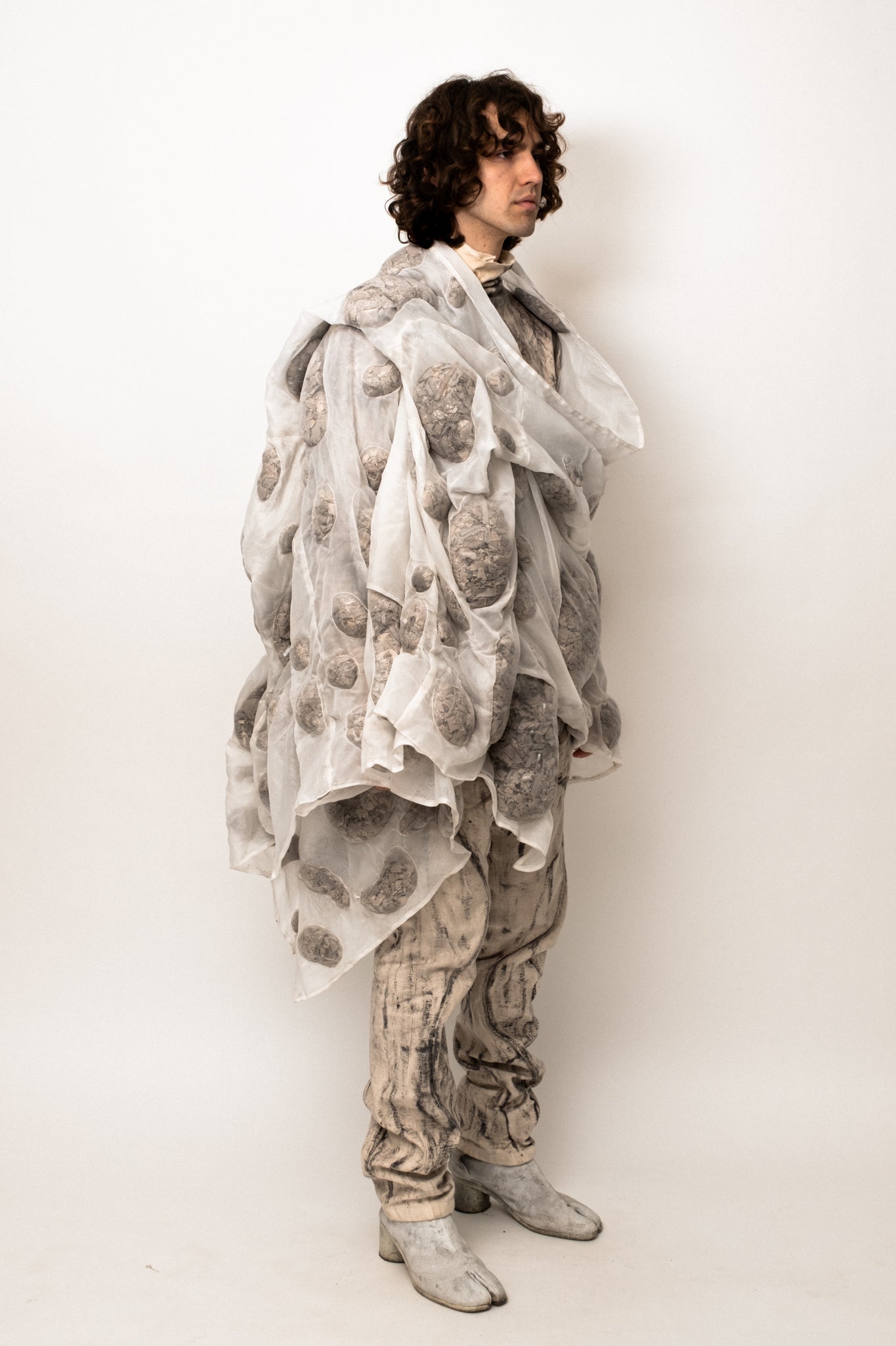 SAMPLE COAGULATED SILK PUFFER GREY