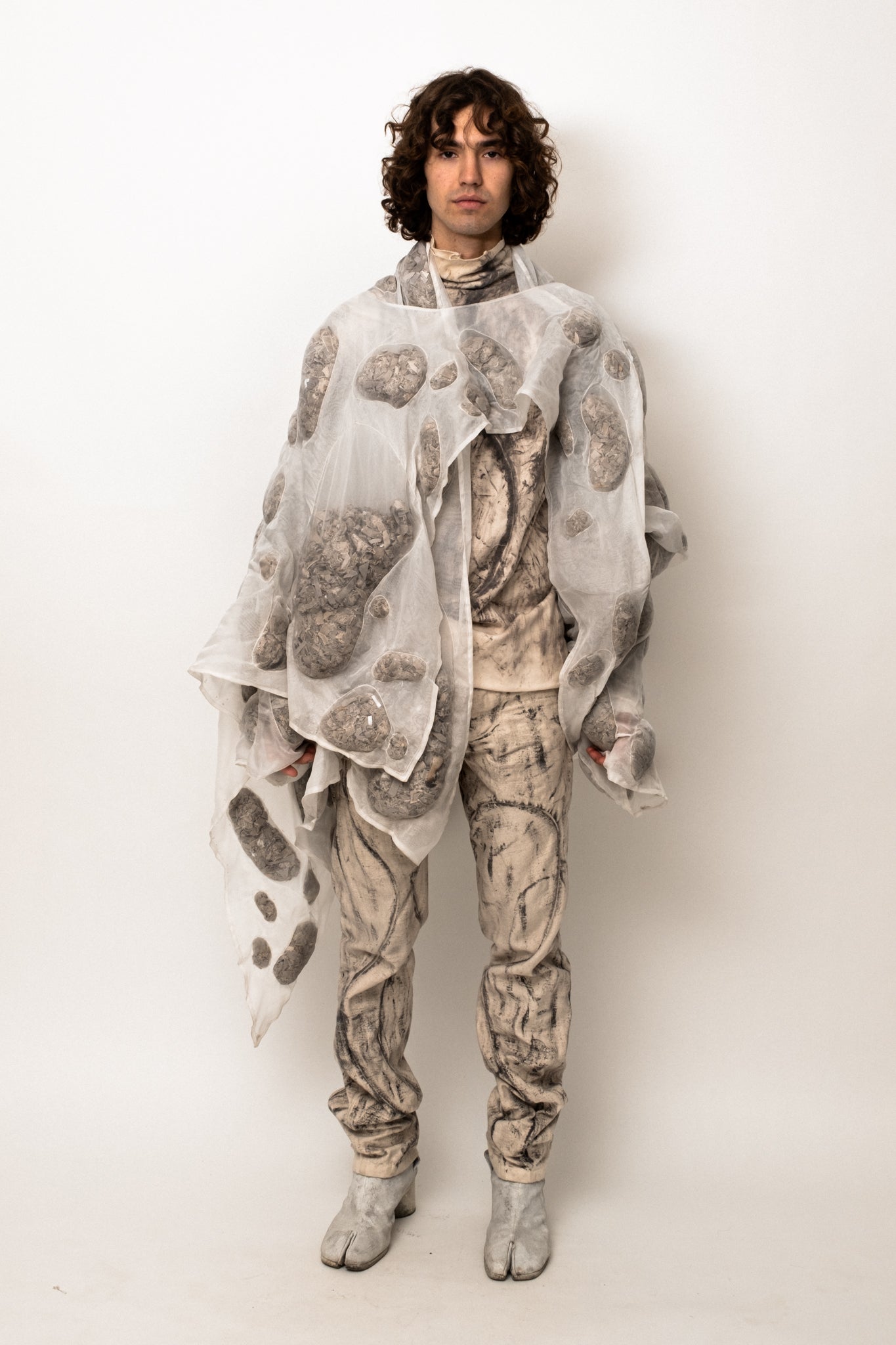 SAMPLE COAGULATED SILK PUFFER GREY