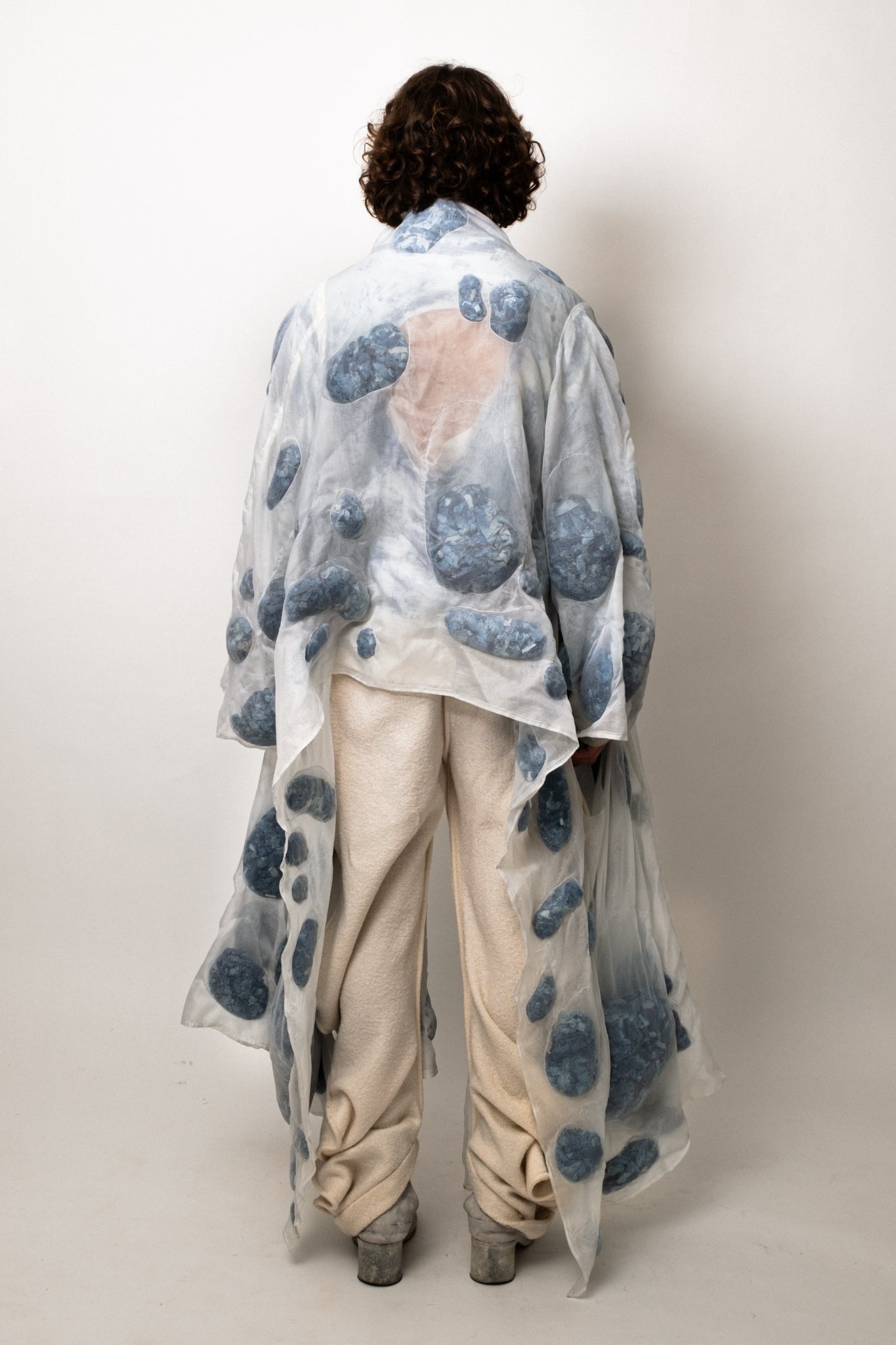 SAMPLE COAGULATED SILK PUFFER BLUE