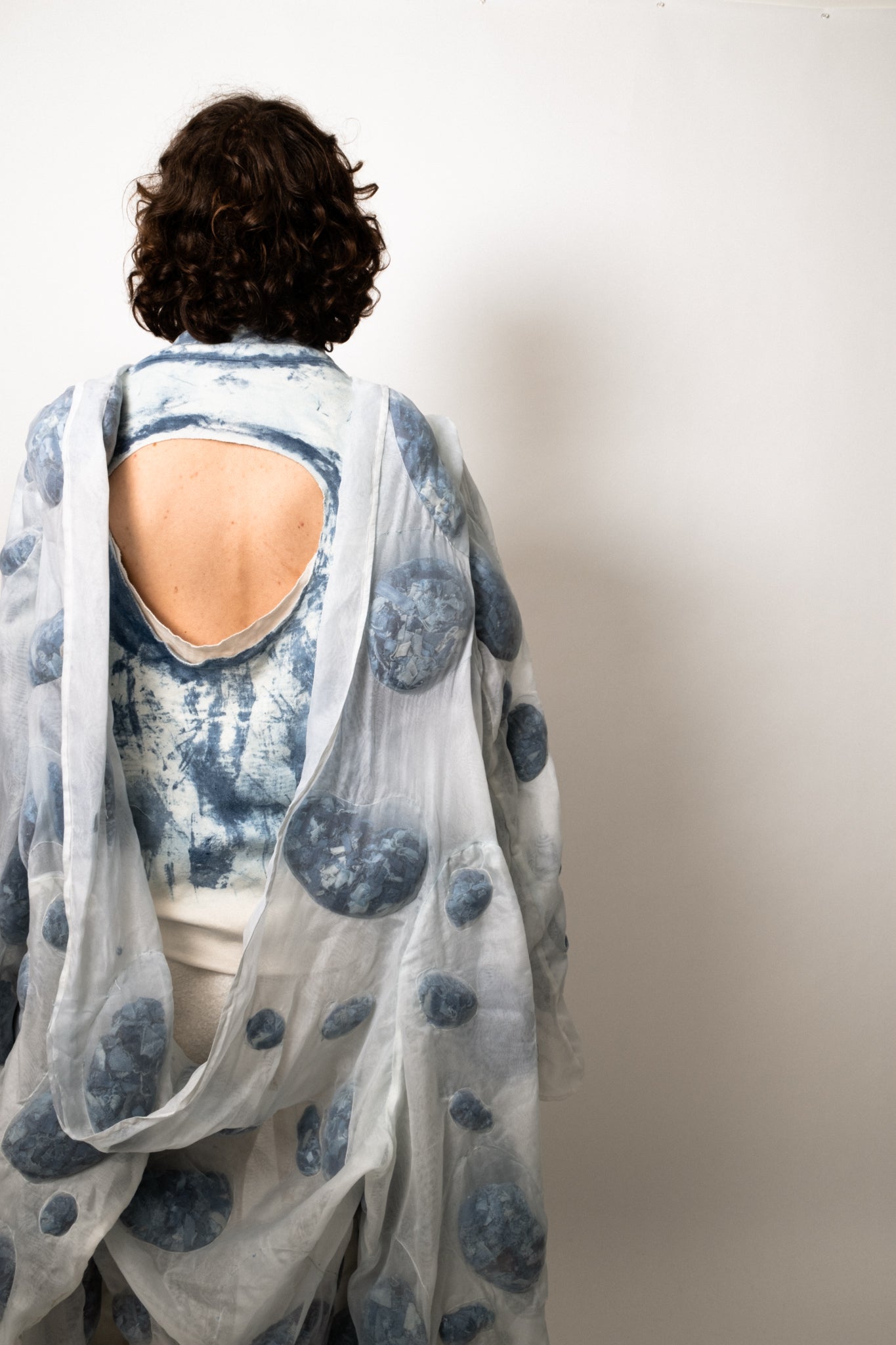 SAMPLE COAGULATED SILK PUFFER BLUE