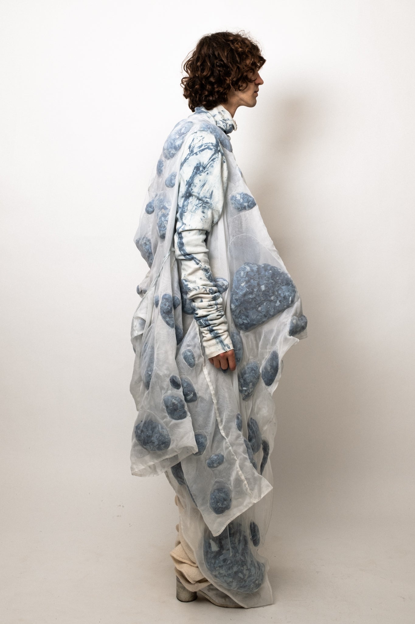 SAMPLE COAGULATED SILK PUFFER BLUE