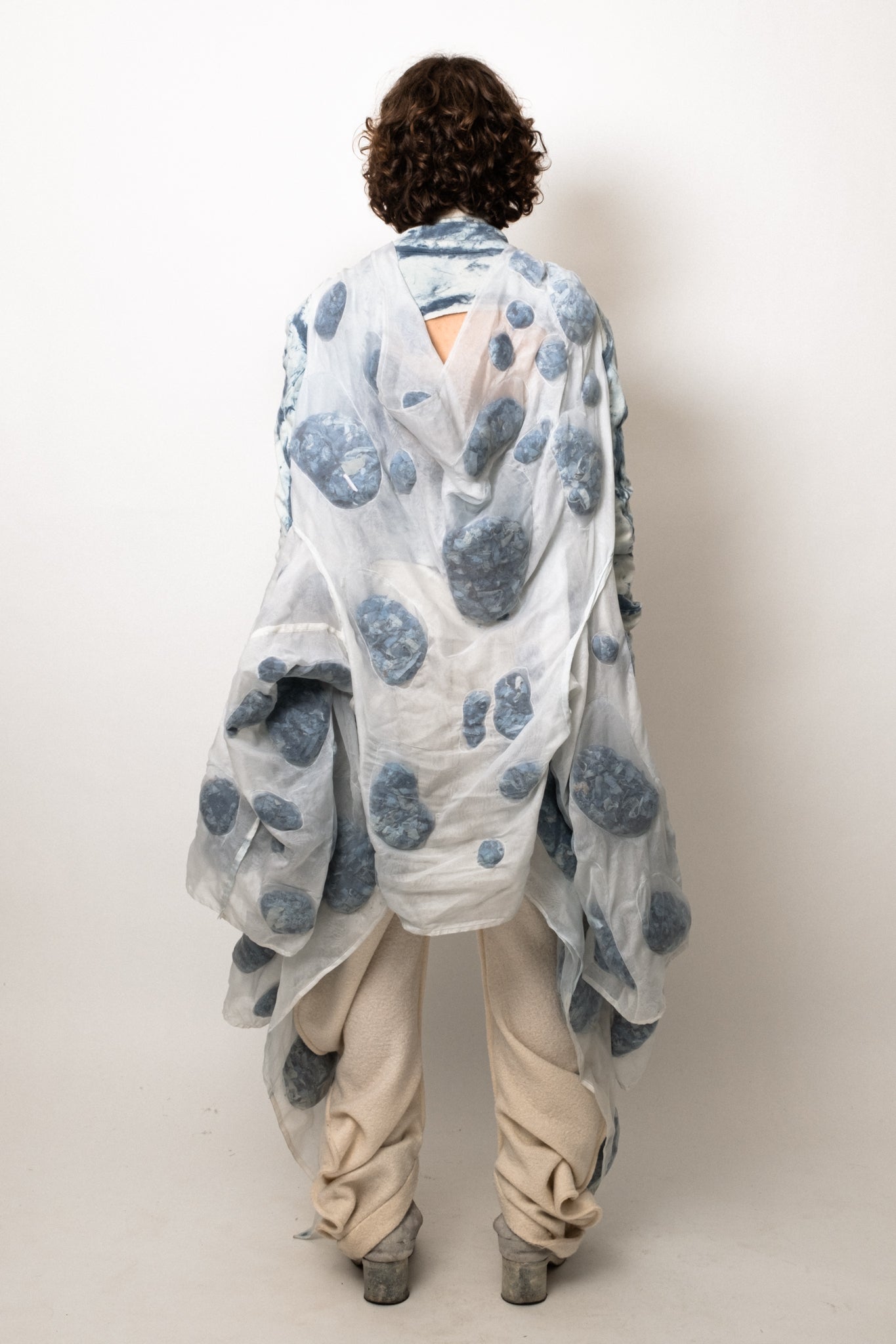 SAMPLE COAGULATED SILK PUFFER BLUE