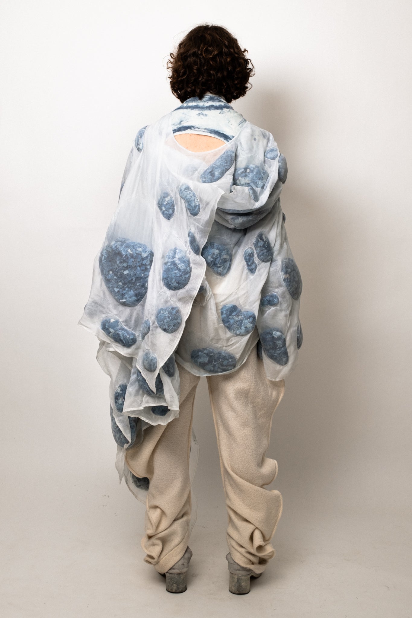 SAMPLE COAGULATED SILK PUFFER BLUE