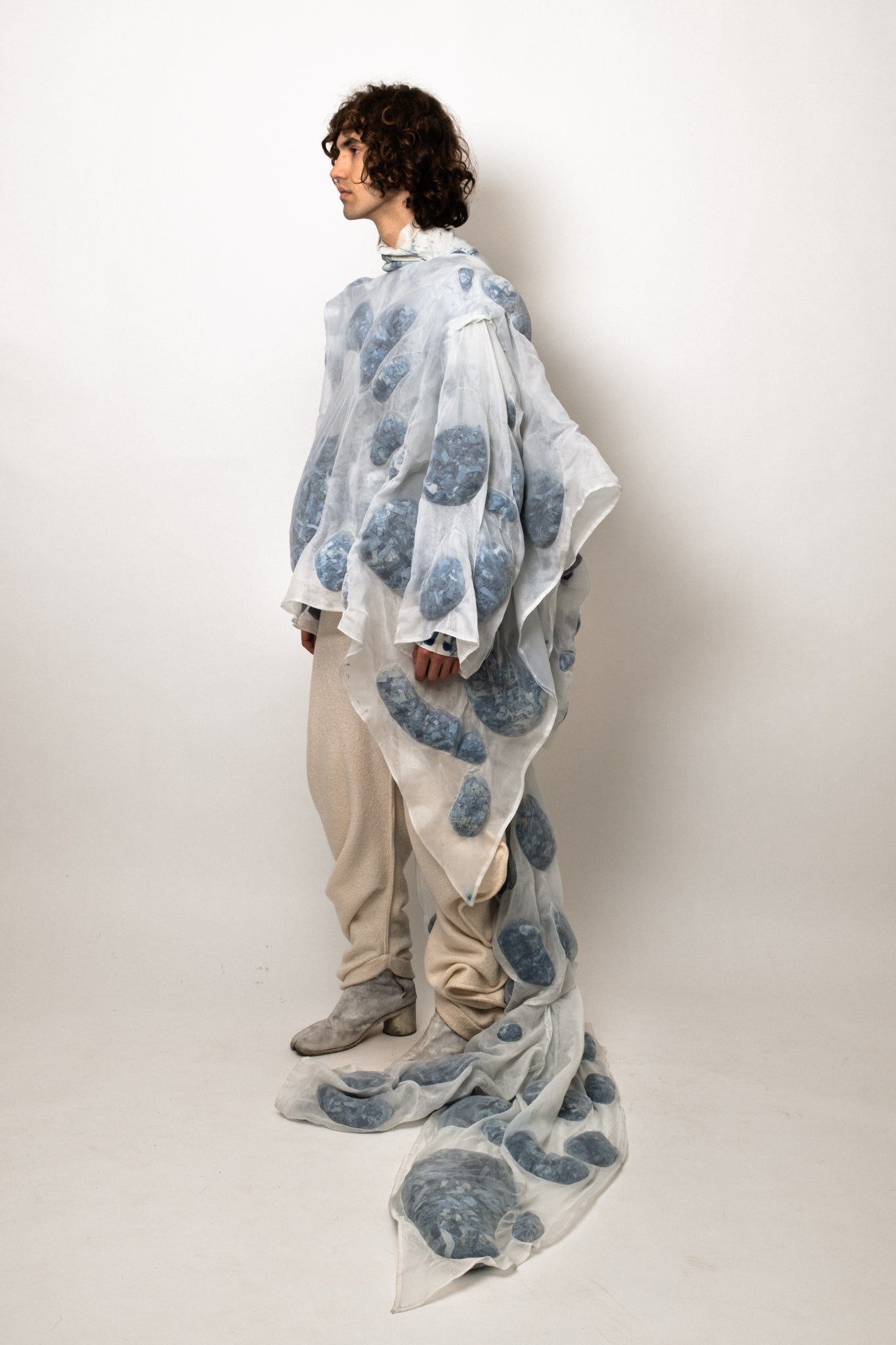 SAMPLE COAGULATED SILK PUFFER BLUE