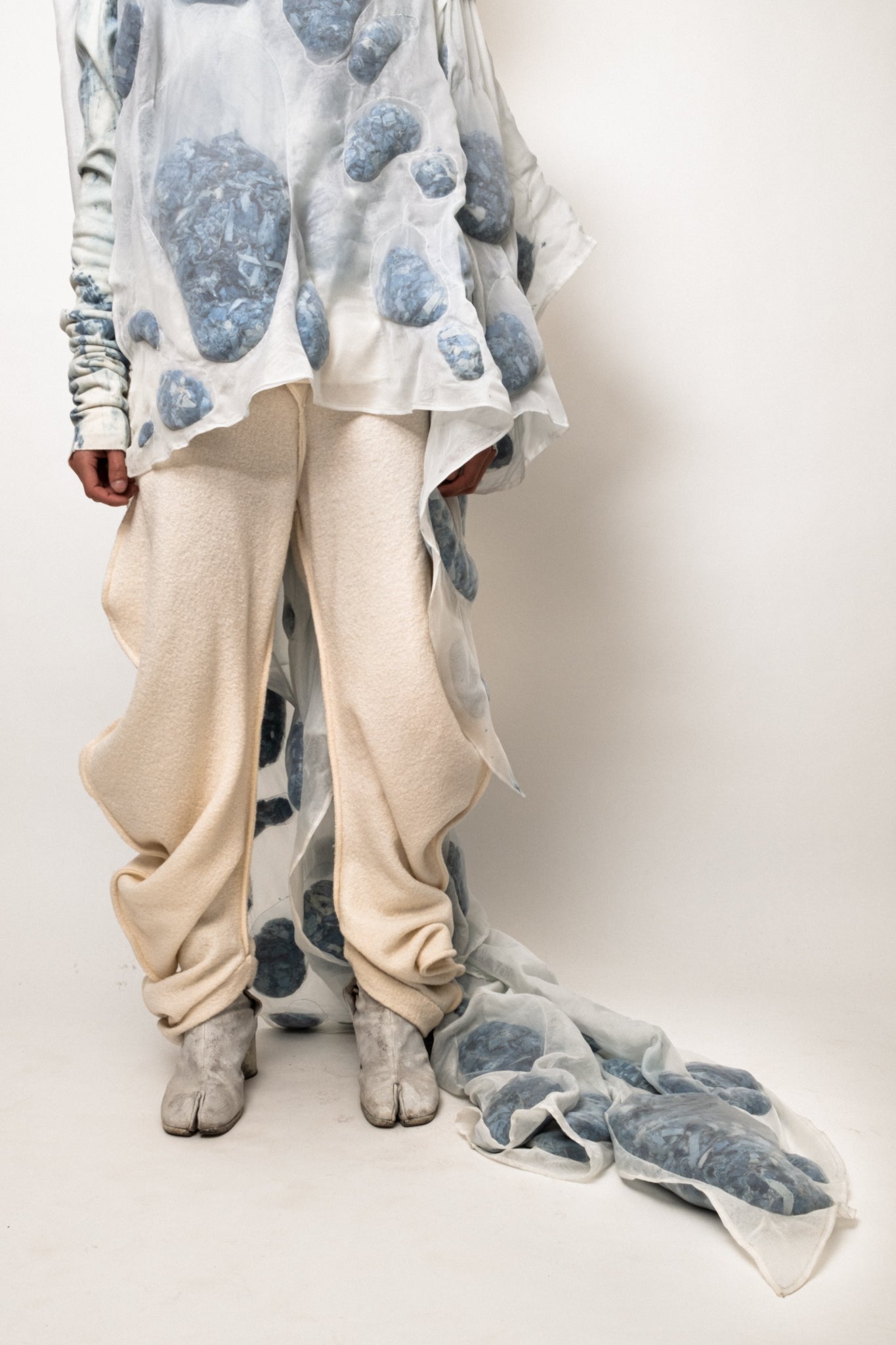 SAMPLE COAGULATED SILK PUFFER BLUE