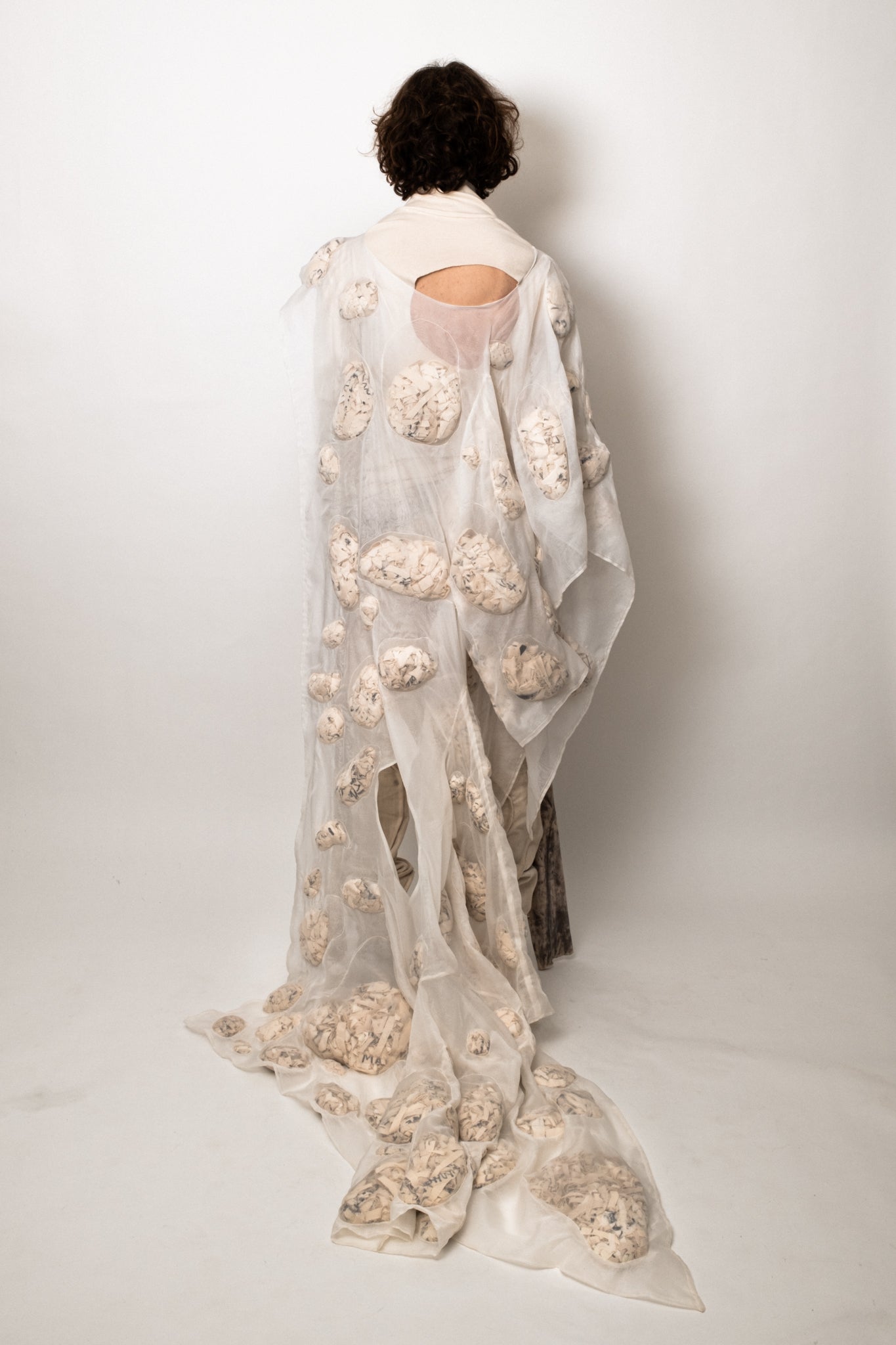 SAMPLE COAGULATED SILK PUFFER UNDYED