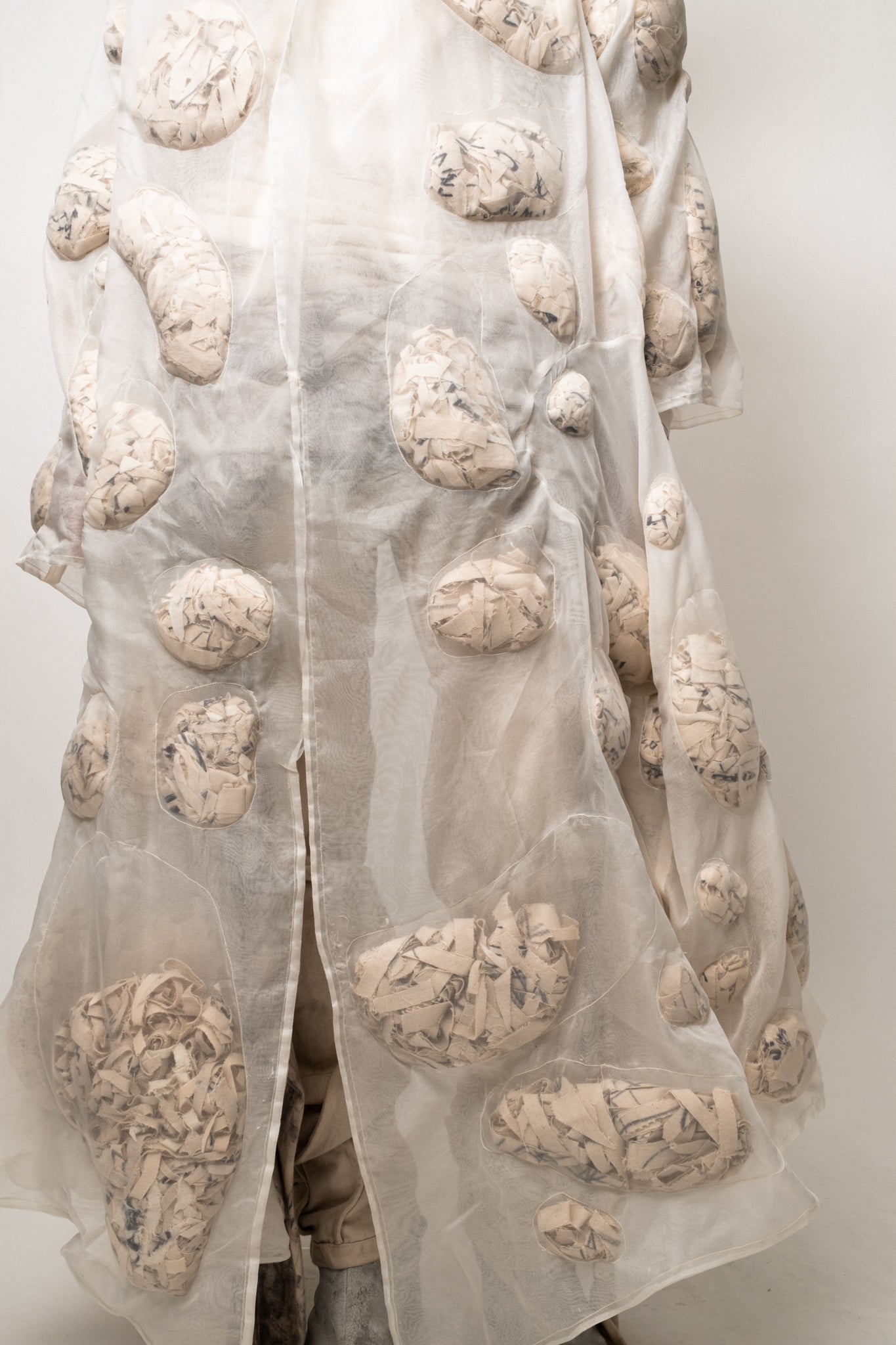 SAMPLE COAGULATED SILK PUFFER UNDYED