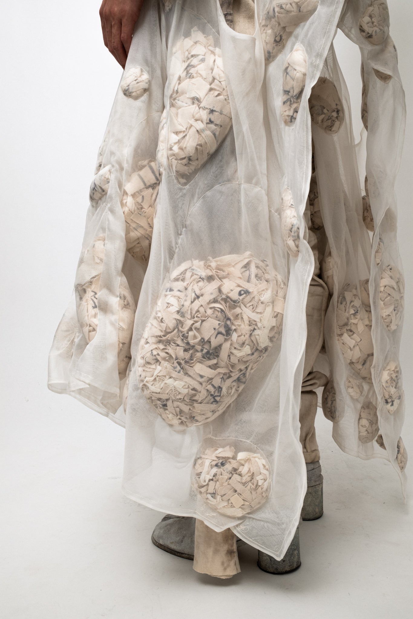 SAMPLE COAGULATED SILK PUFFER UNDYED