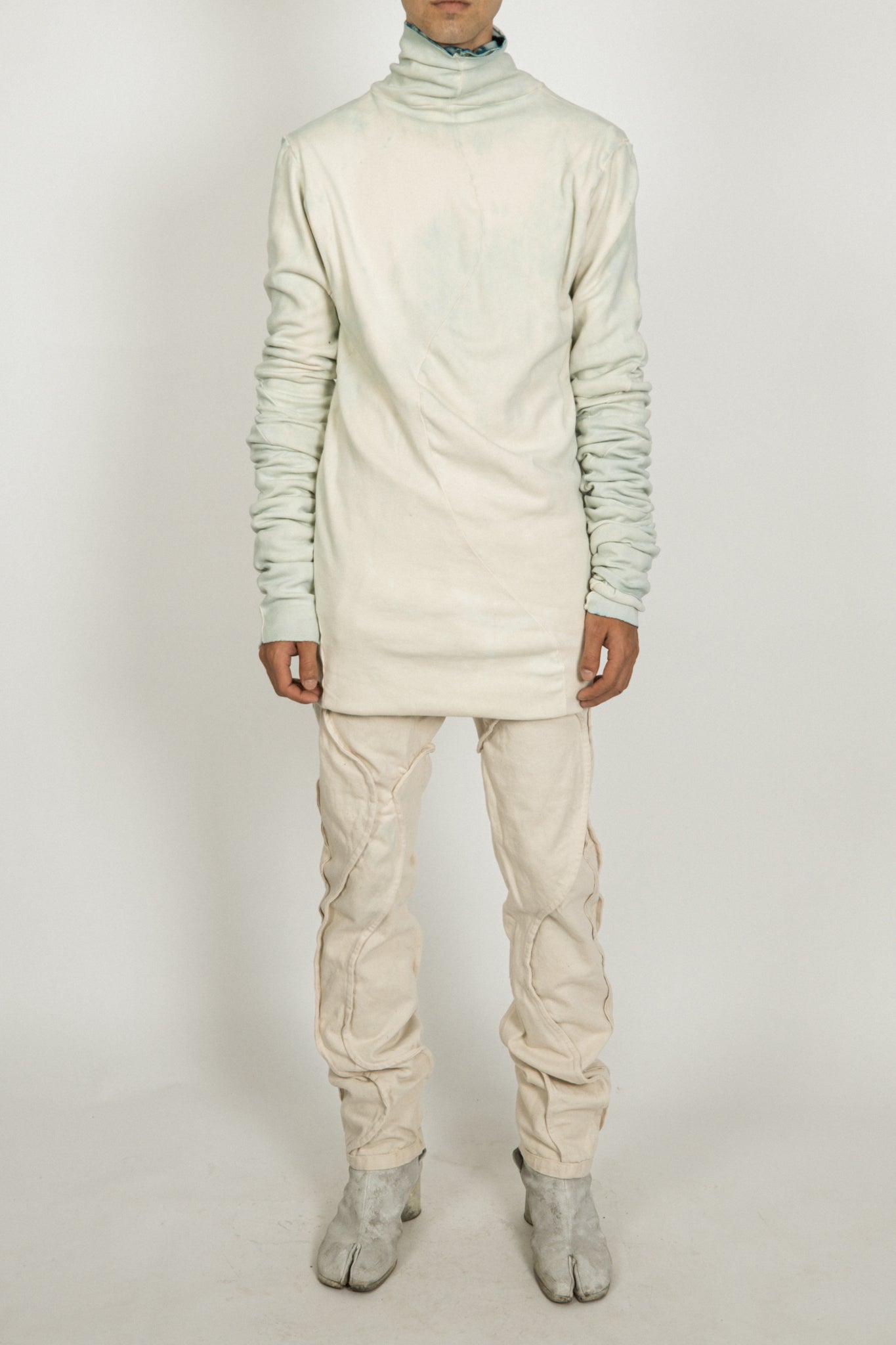 SAMPLE 1 OF 1 BOTANICAL IMPRINT REVERSIBLE 3 ARM HOLE TURTLENECK