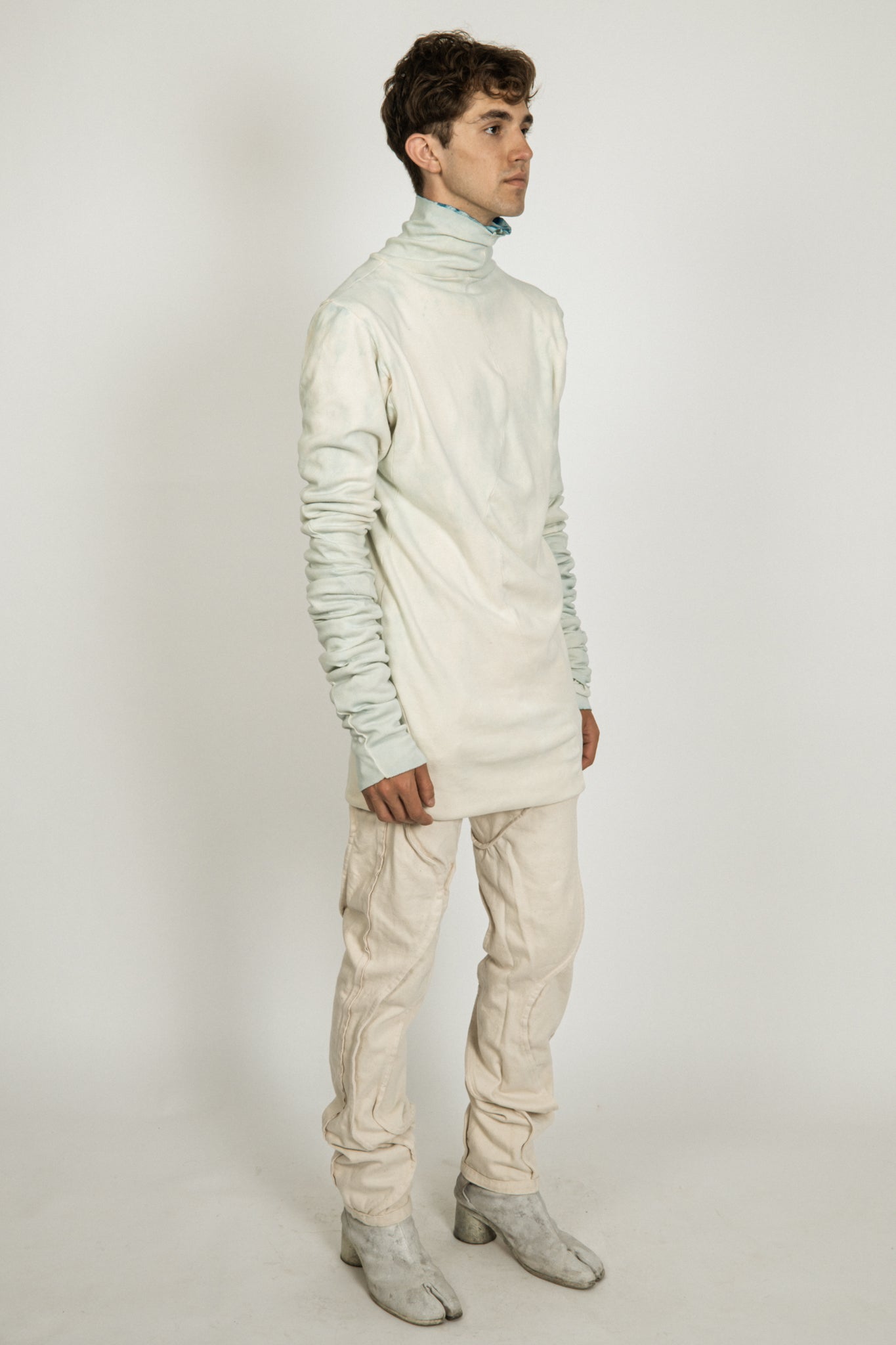 SAMPLE 1 OF 1 BOTANICAL IMPRINT REVERSIBLE 3 ARM HOLE TURTLENECK