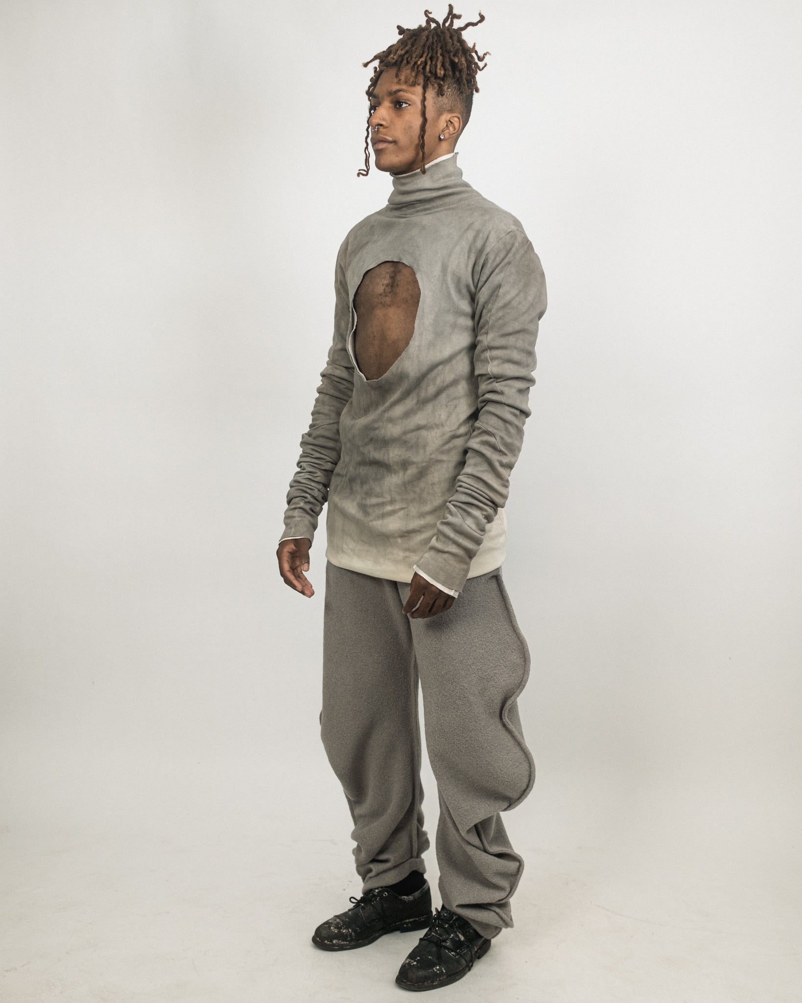 JORDAN ARTHUR SMITH GREY DIP DYED REVERSIBLE TURTLENECK