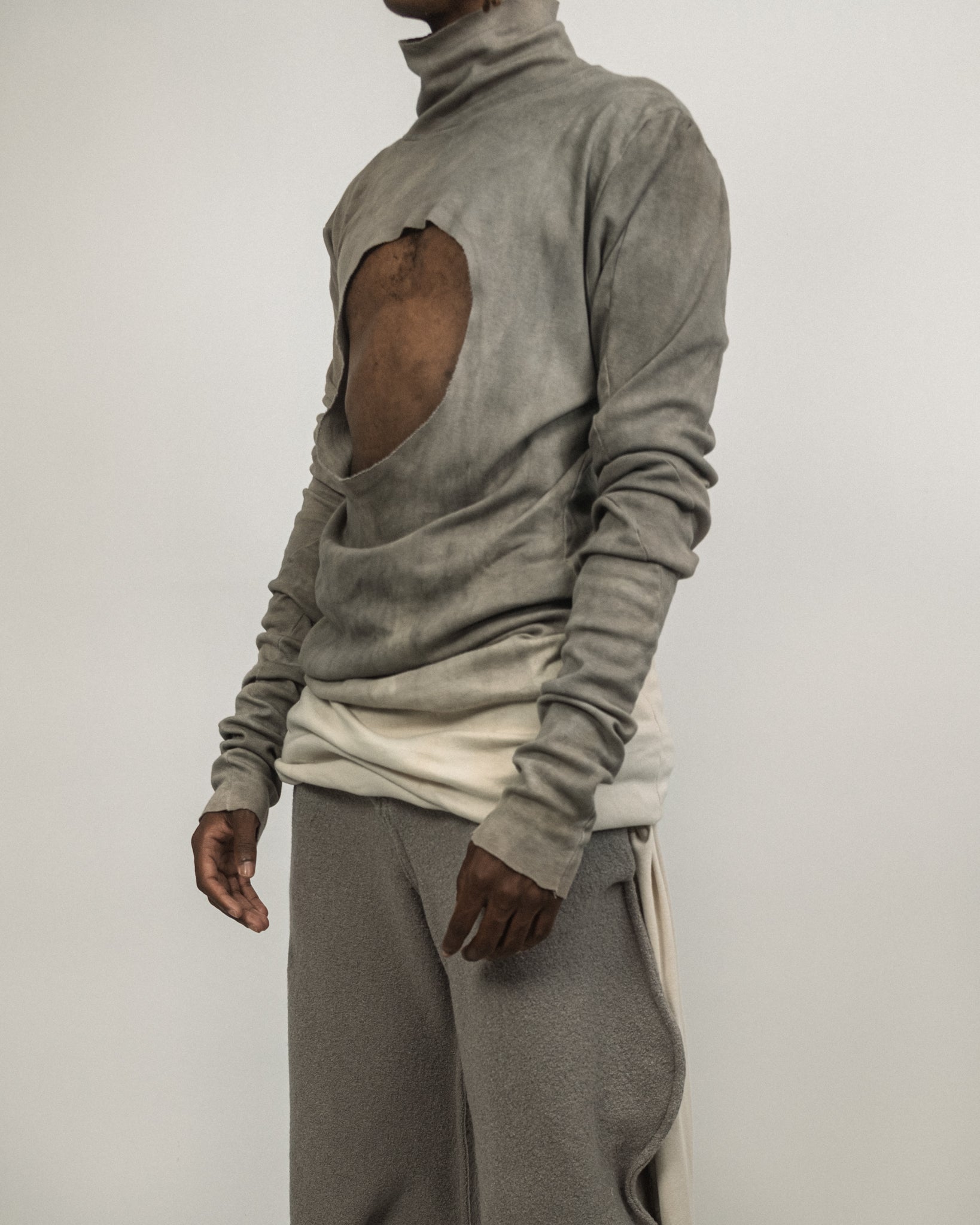 JORDAN ARTHUR SMITH GREY DIP DYED REVERSIBLE TURTLENECK
