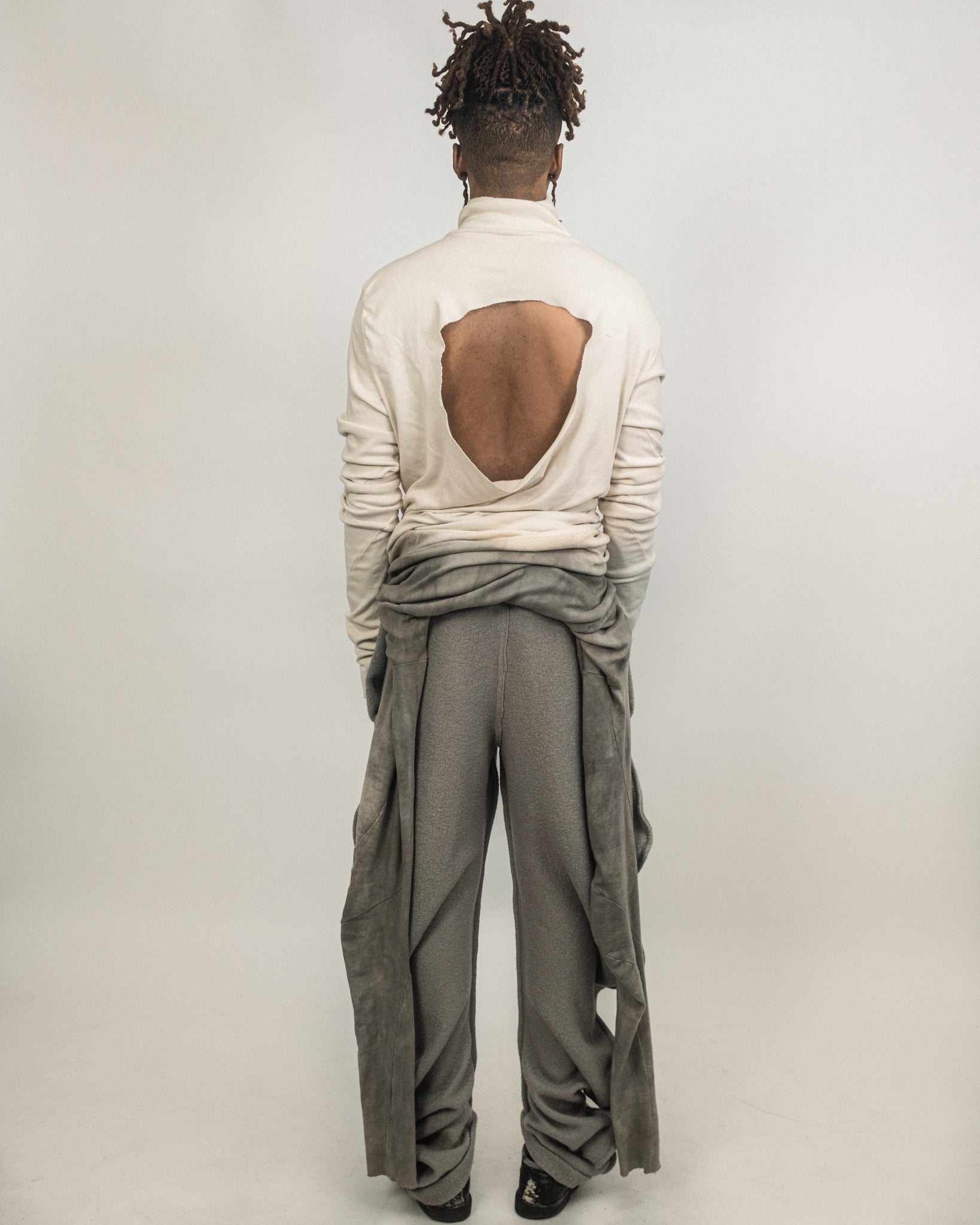 JORDAN ARTHUR SMITH GREY DIP DYED REVERSIBLE TURTLENECK